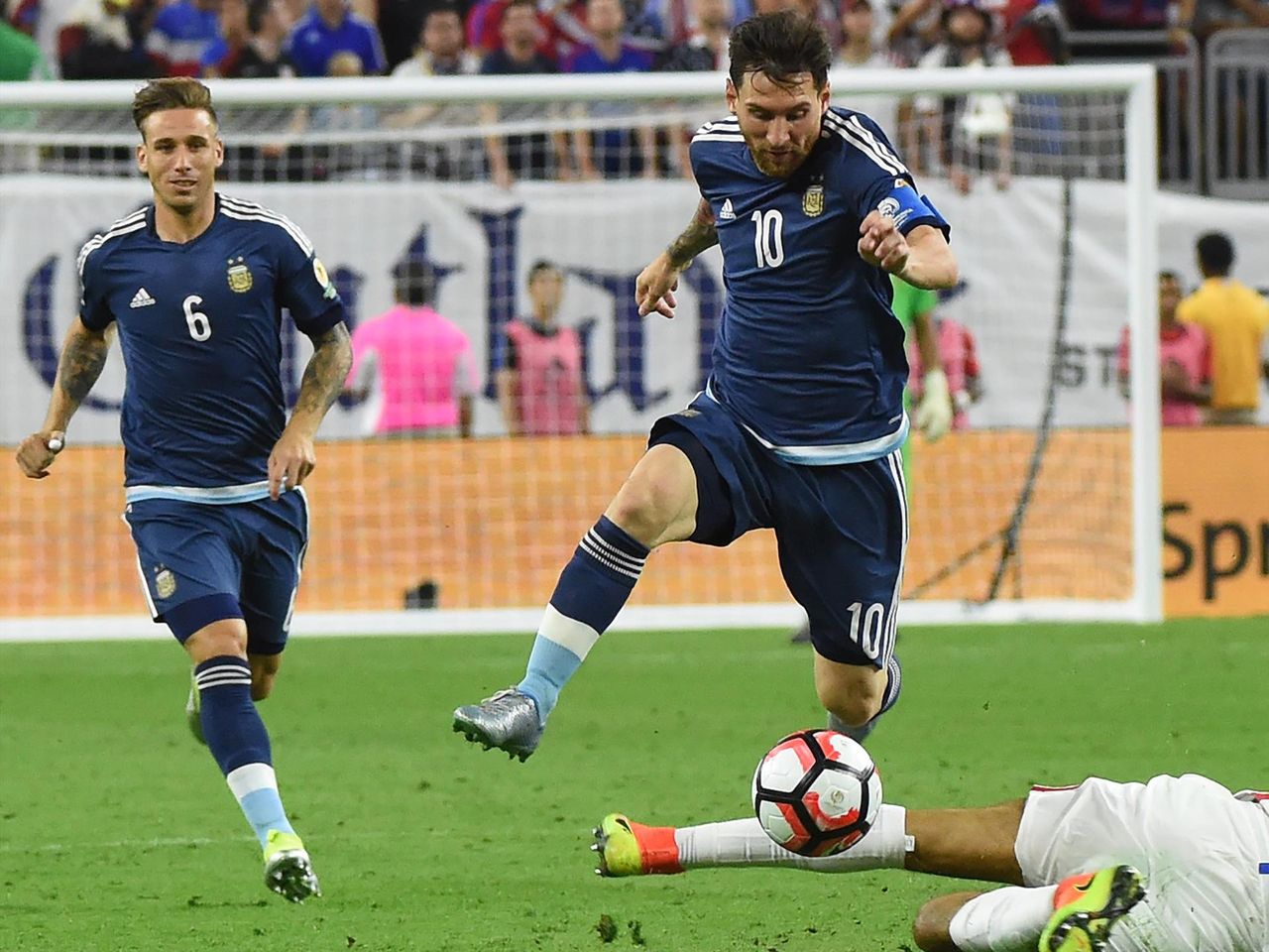 Lionel Messi Stars As Argentina Crush Usa In Copa America Semi Final Eurosport