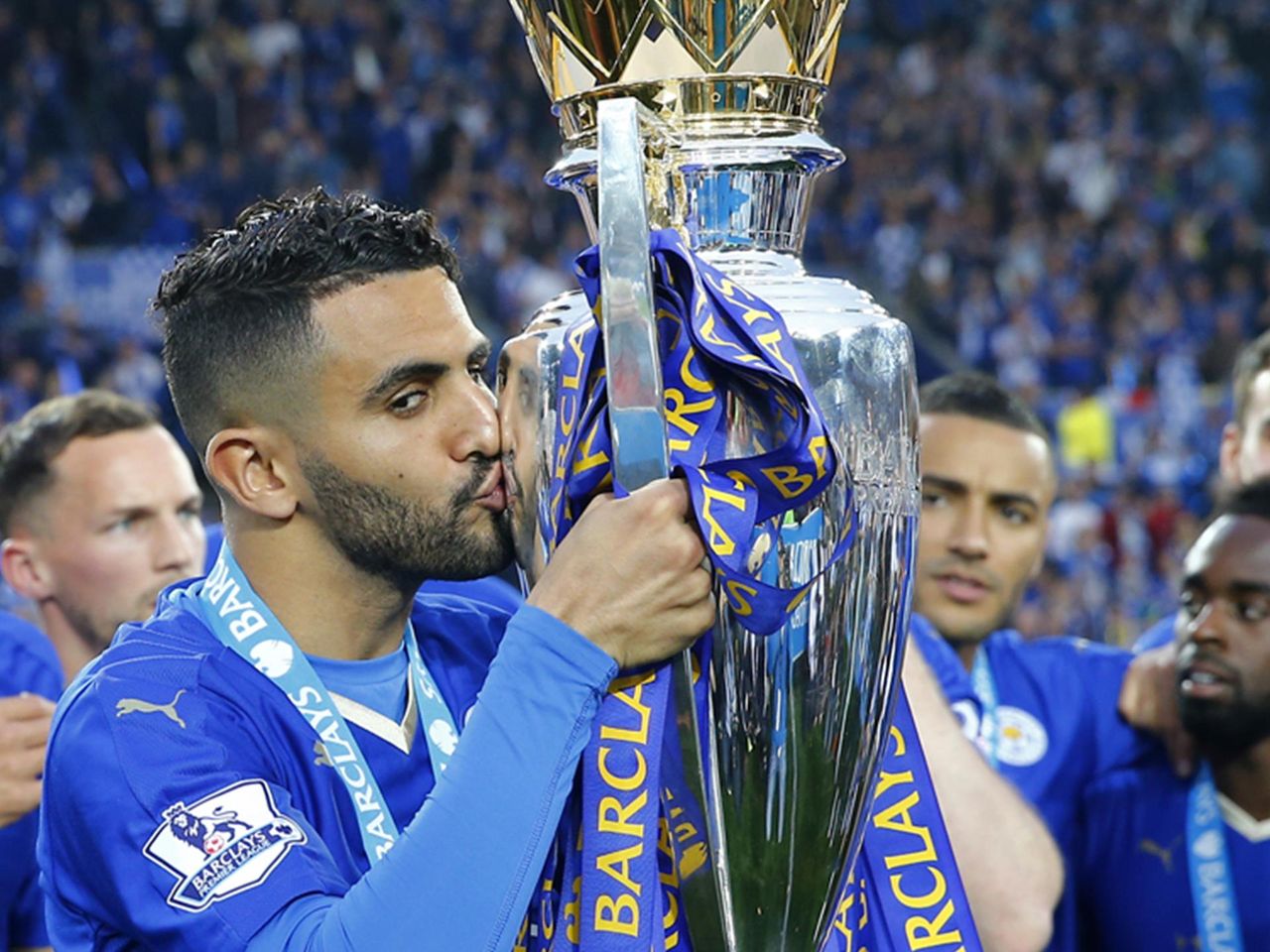 Leicester City Verlangert Mit Umworbenen Riyad Mahrez Bis 2020 Eurosport