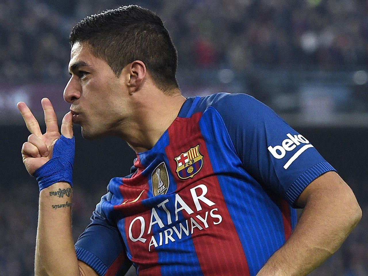 Luis Suarez Barcelona Contract Is A Present For Me Eurosport