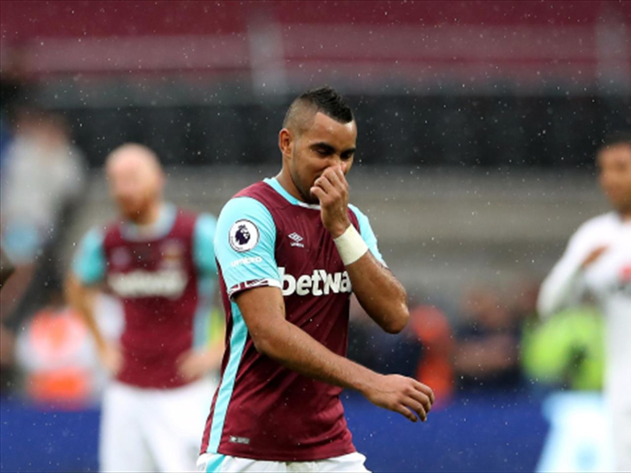 Former West Ham Defender Rio Ferdinand Blasts Dimitri Payet S Strike Eurosport