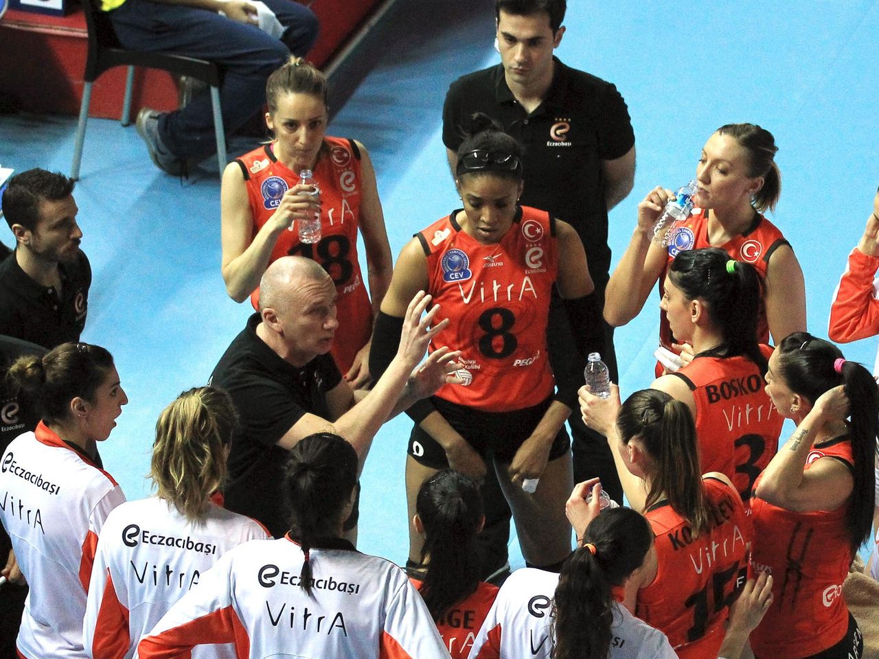Fenerbahce Yi Eleyen Eczacibasi Vitra Final Four Da Eurosport
