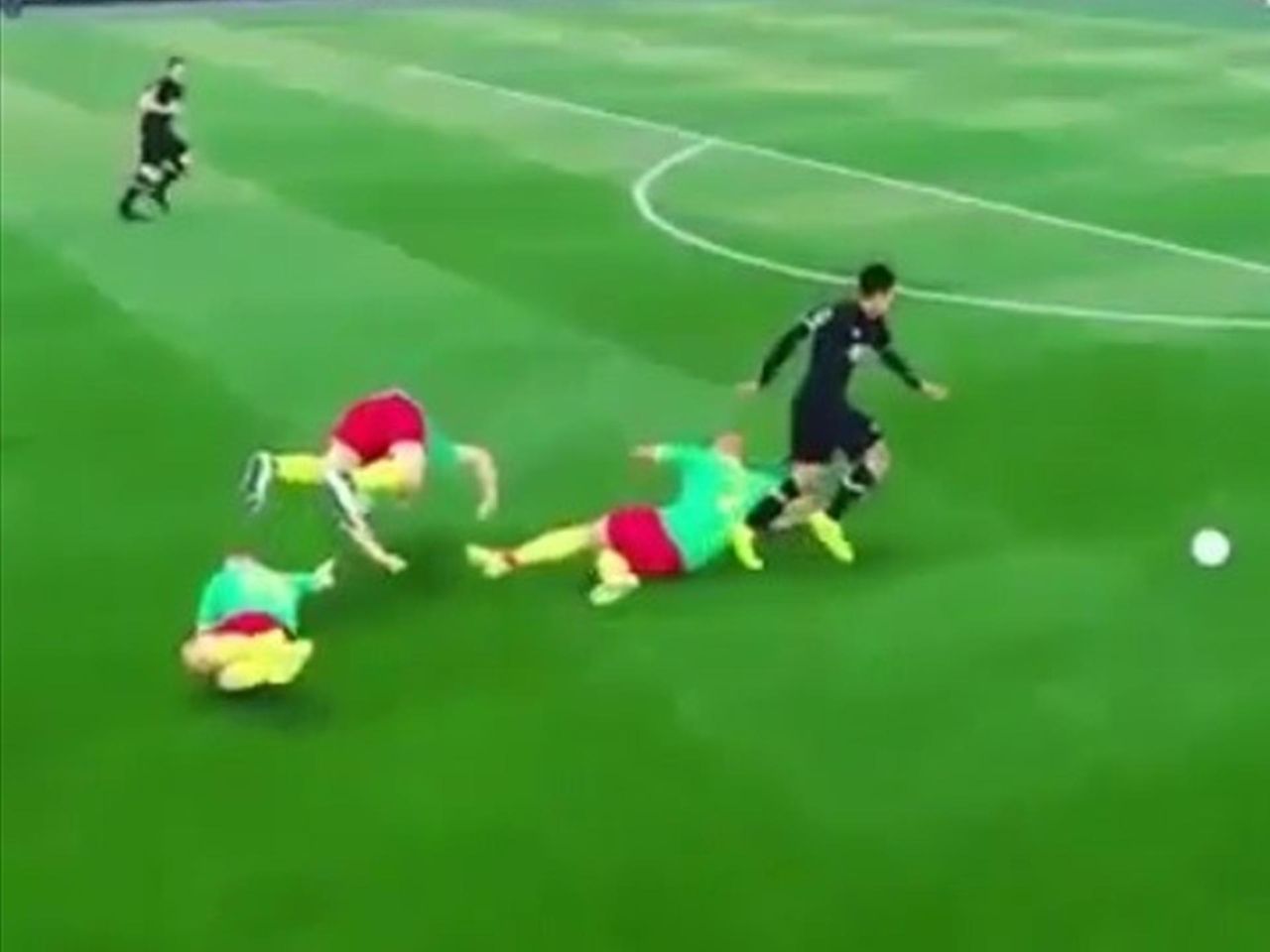 pers iz fifa 17 smahivayushij na ronaldu