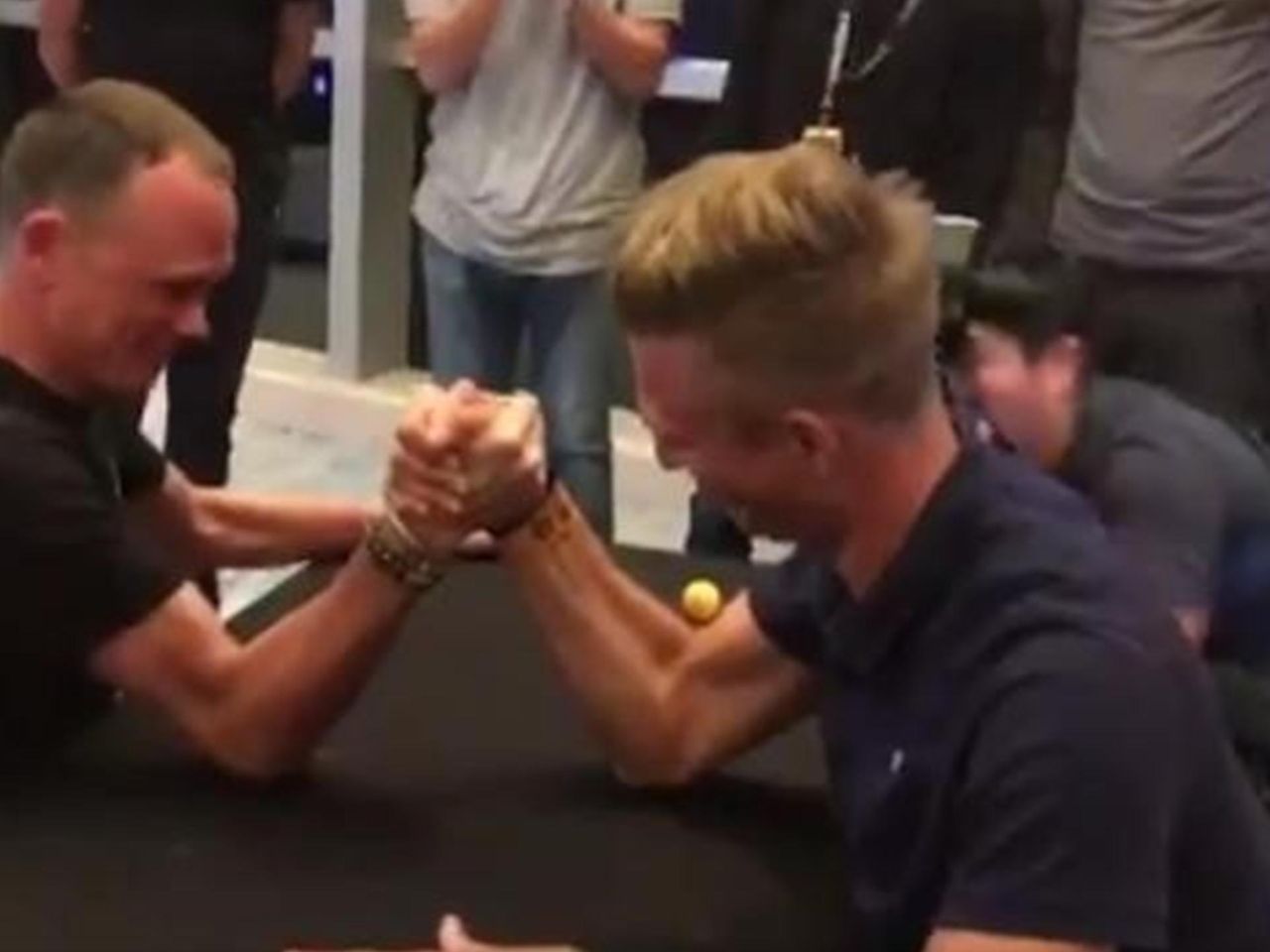 froome ve kittel arasinda bilek guresi