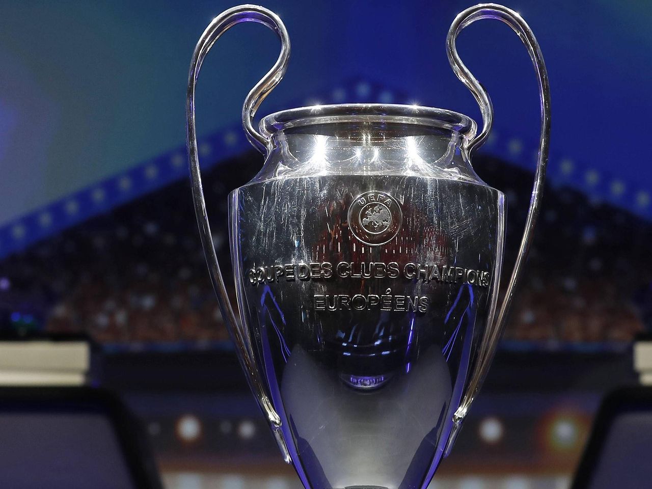 Die Champions League Auslosung Jetzt Live Im Tv Und Im Livestream Bei Eurosport Eurosport