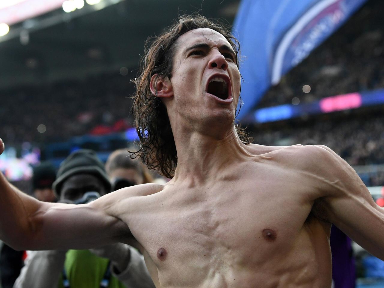 Cavani Becomes Psg S All Time Leading Goal Scorer Eurosport