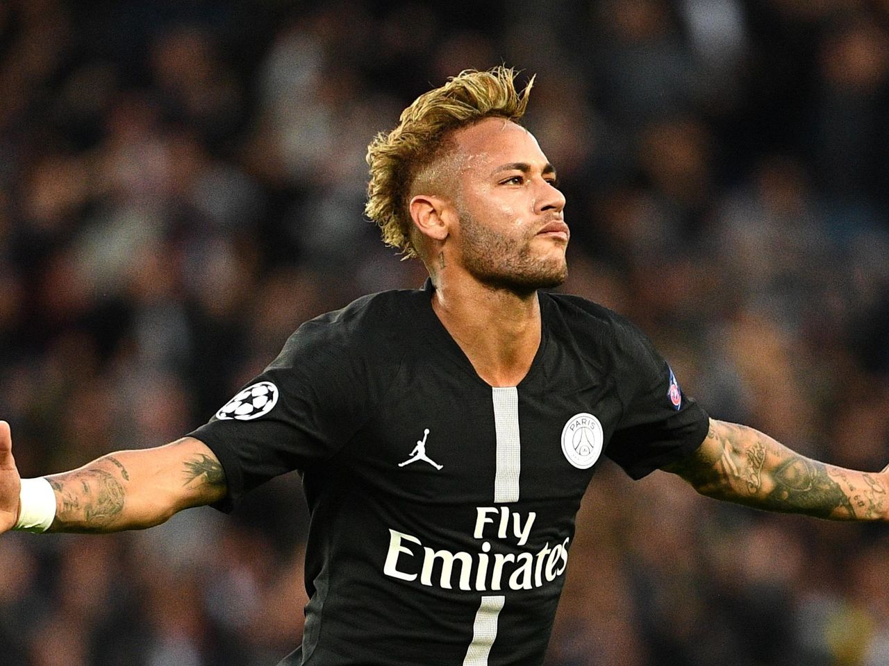 Espectacular Neymar: Hat-trick en la goleada PSG al Roja (6-1) -