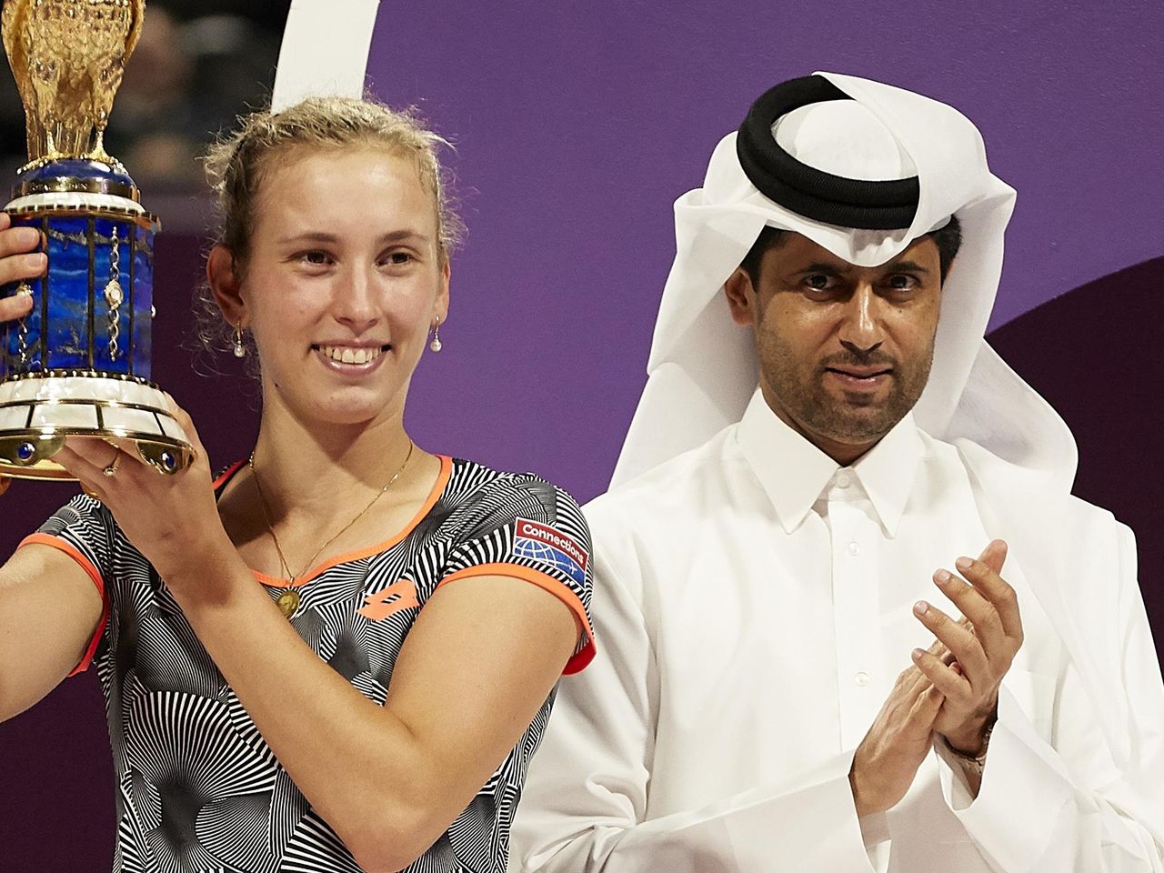 Tennis News Elise Mertens Stuns Simona Halep To Lift Qatar Open Title Eurosport
