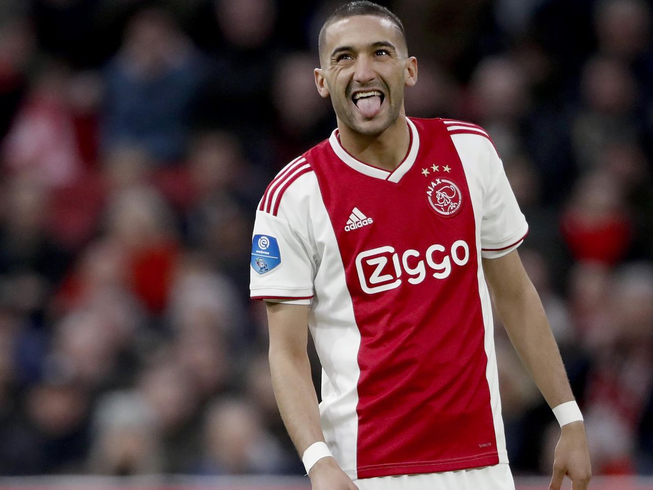 Fc Bayern Munchen Wohl Mit Hakim Ziyech Von Ajax Amsterdam In Verhandlungen Eurosport