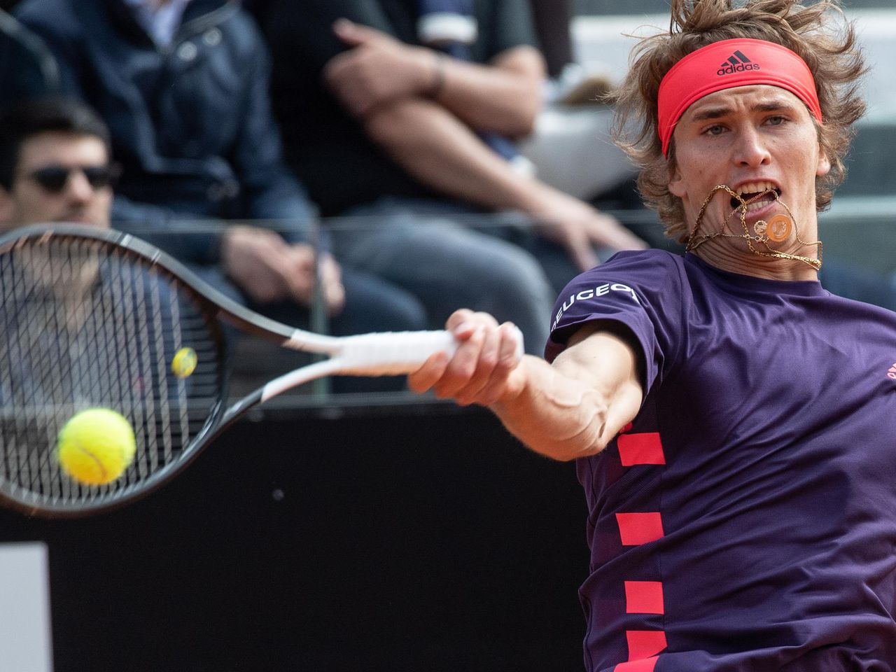 Atp Turnier Genf Alexander Zverev Nach Sieg Uber Delbonis Im Finale Eurosport