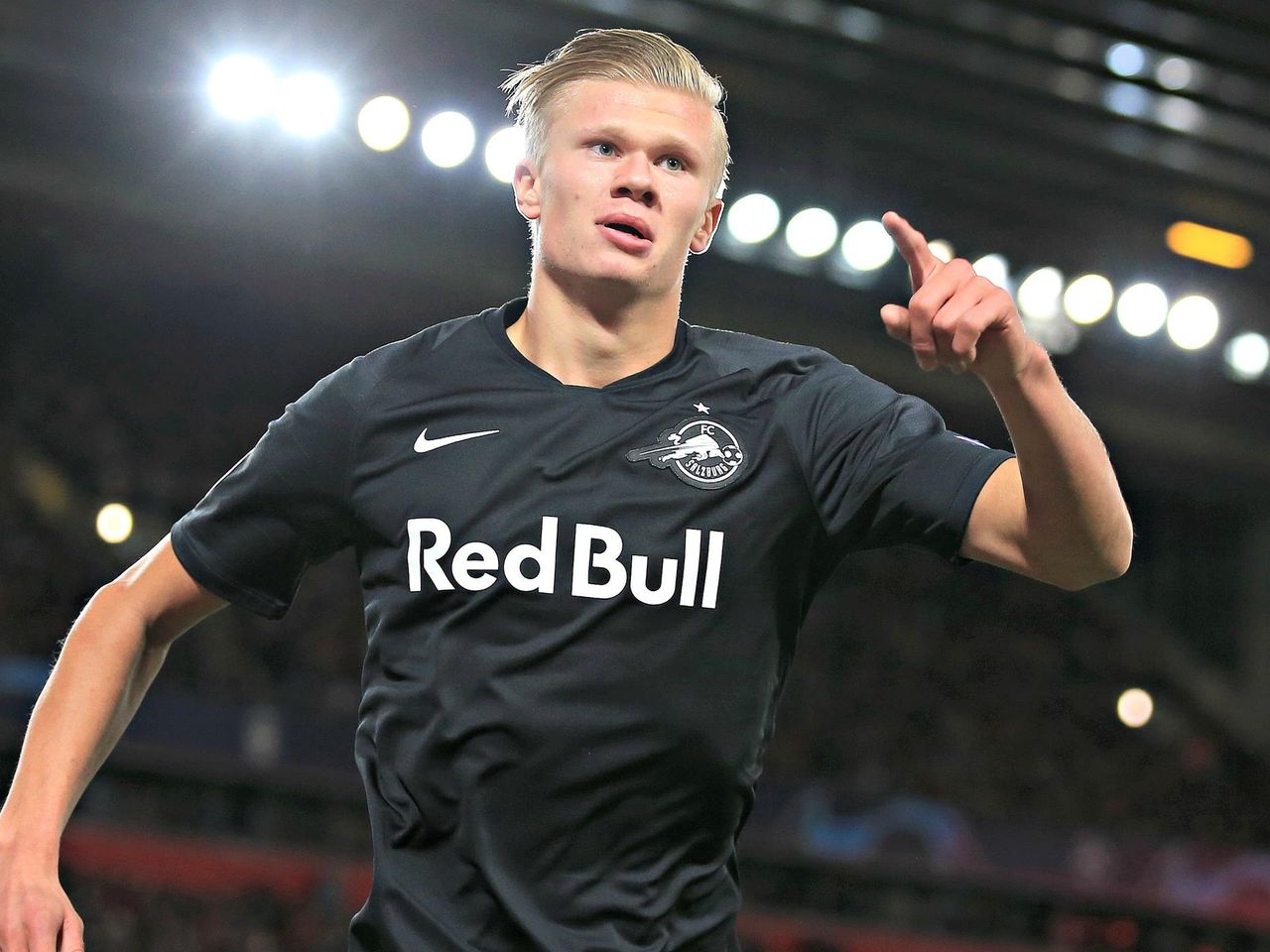 Fc Bayern Munchen Interesse An Salzburg Sturmer Erling Braut Haaland Eurosport