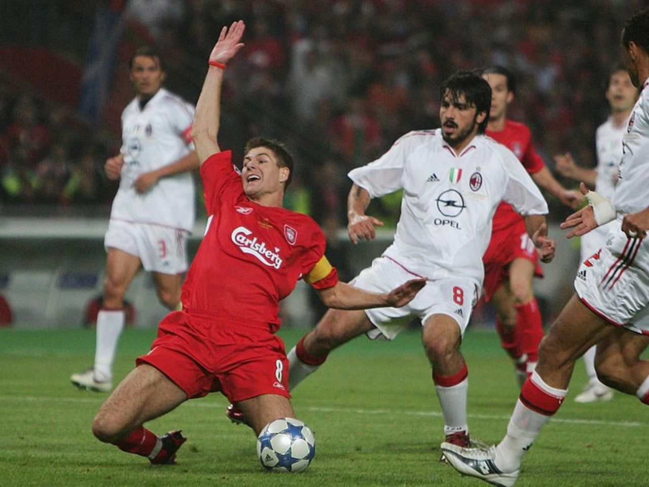 Liverpul Obygral Milan V 2005 M Blagodarya Nyrku Stivena Dzherrarda Video Eurosport