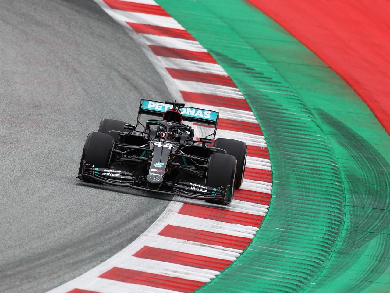 Lewis Hamilton Fastest In Mercedes One Two As F1 Gets Back On Track In Austria Eurosport