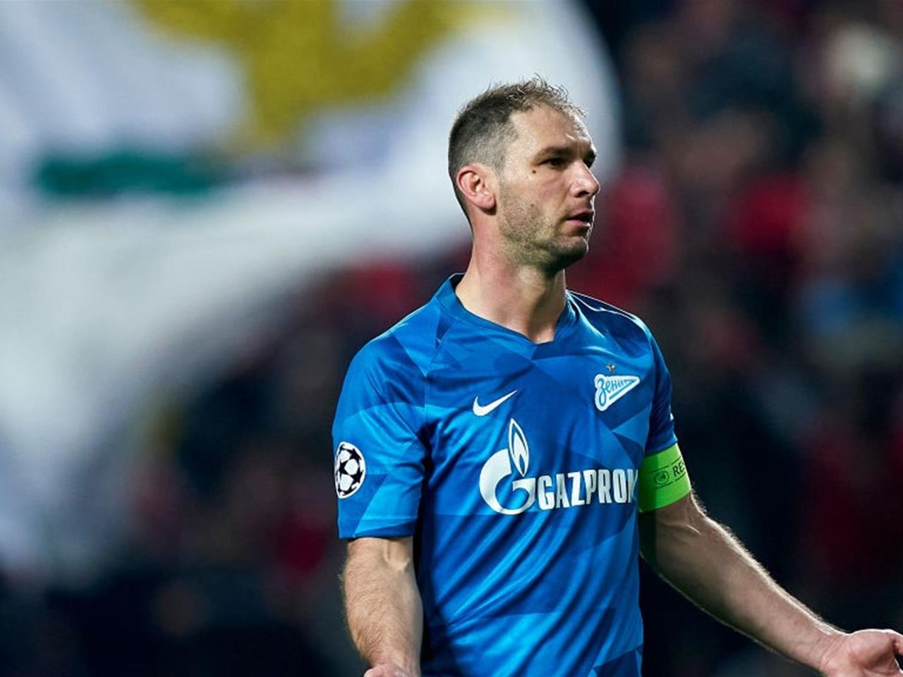 branislav ivanovich uhodit iz zenita