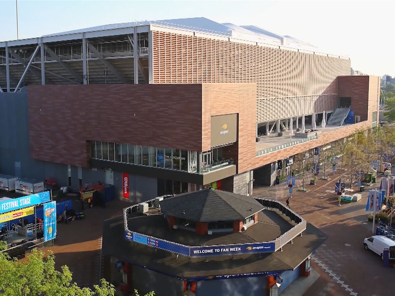 kak us open spas stadion lui armstronga istoriya vtoroj areny turnira