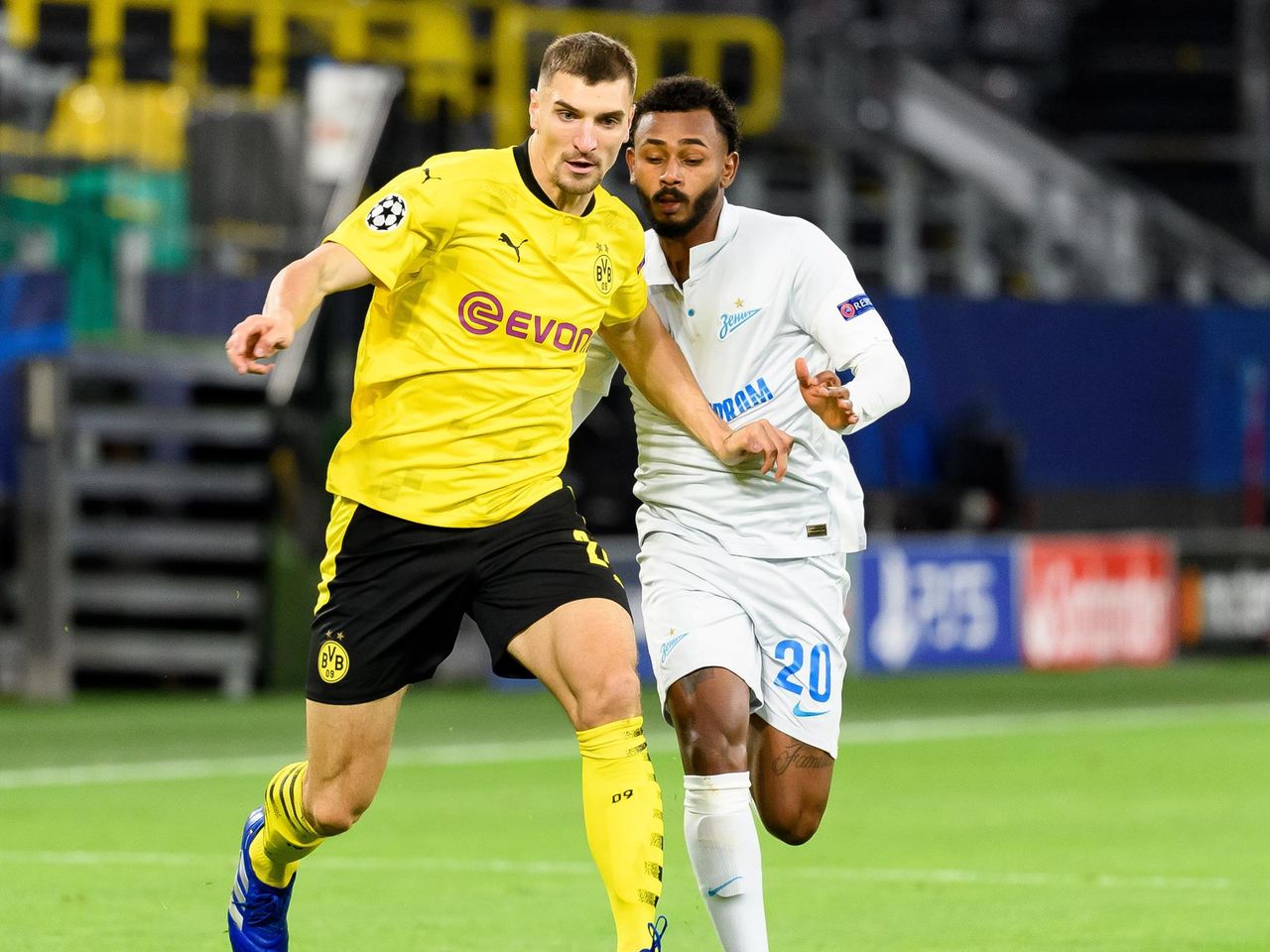 borussiya podala zhalobu na zenit