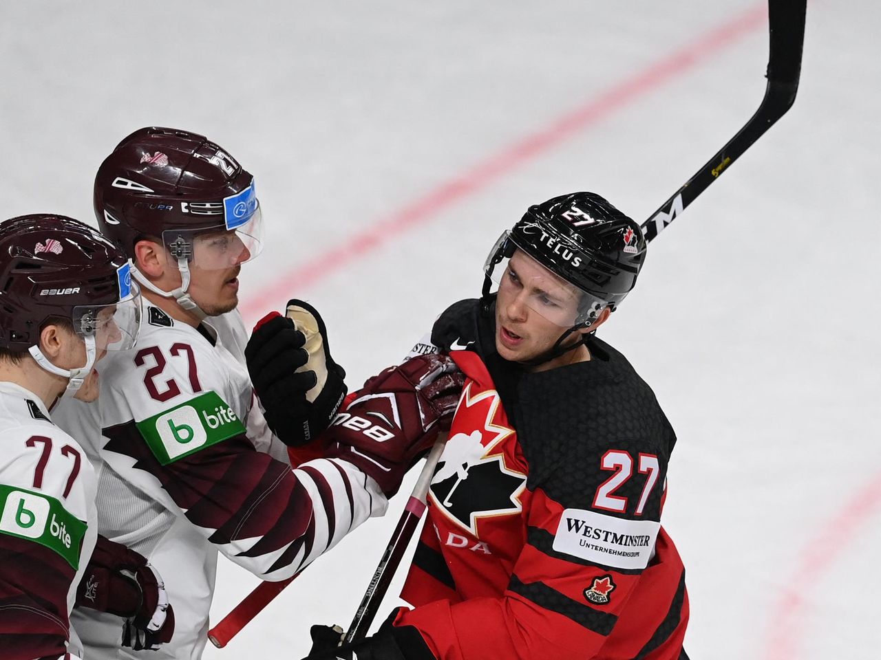 Eishockey Wm Gastgeber Lettland Uberrascht Mit Sieg Gegen Kanada Eurosport