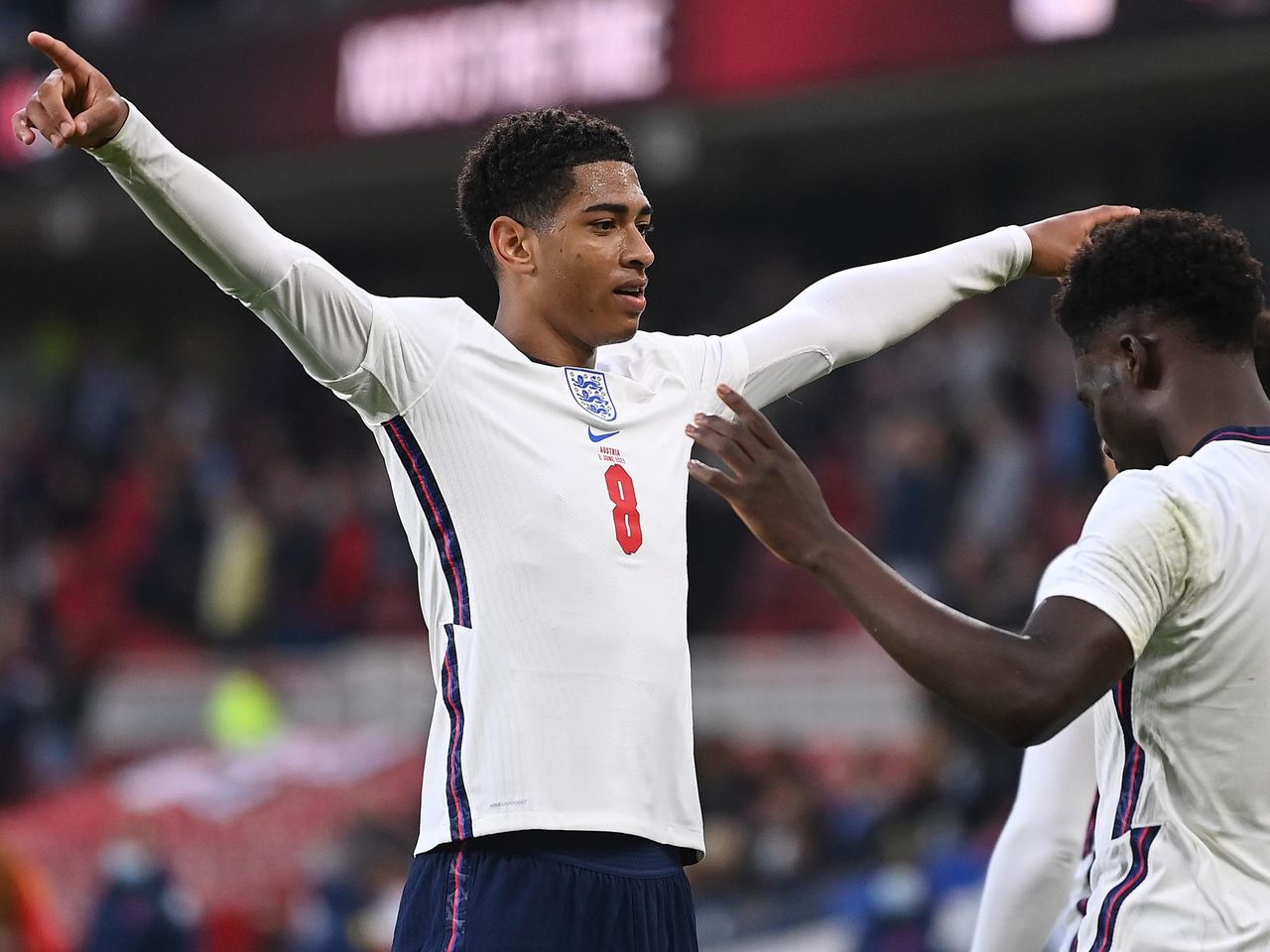 Gareth Southgate Spieler . Jude Bellingham England Coach Gareth Southgate Adelt Bvb Star Er Kann Stolz Sein Fussball Video Eurosport