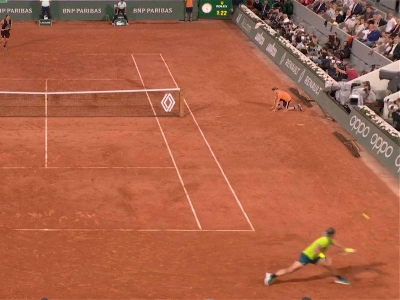 French Open 2022 Rafael Nadal wehrt vier Satzbälle am Stück gegen Zverev ab und holt sich den Tiebreak - Tennis Video