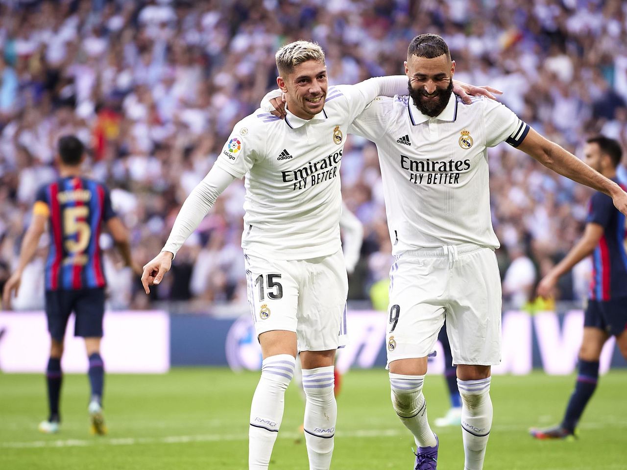Real Madrid 3-1 Barcelona: Karim Benzema, Federico Valverde Rodrygo Real to La Liga summit Eurosport