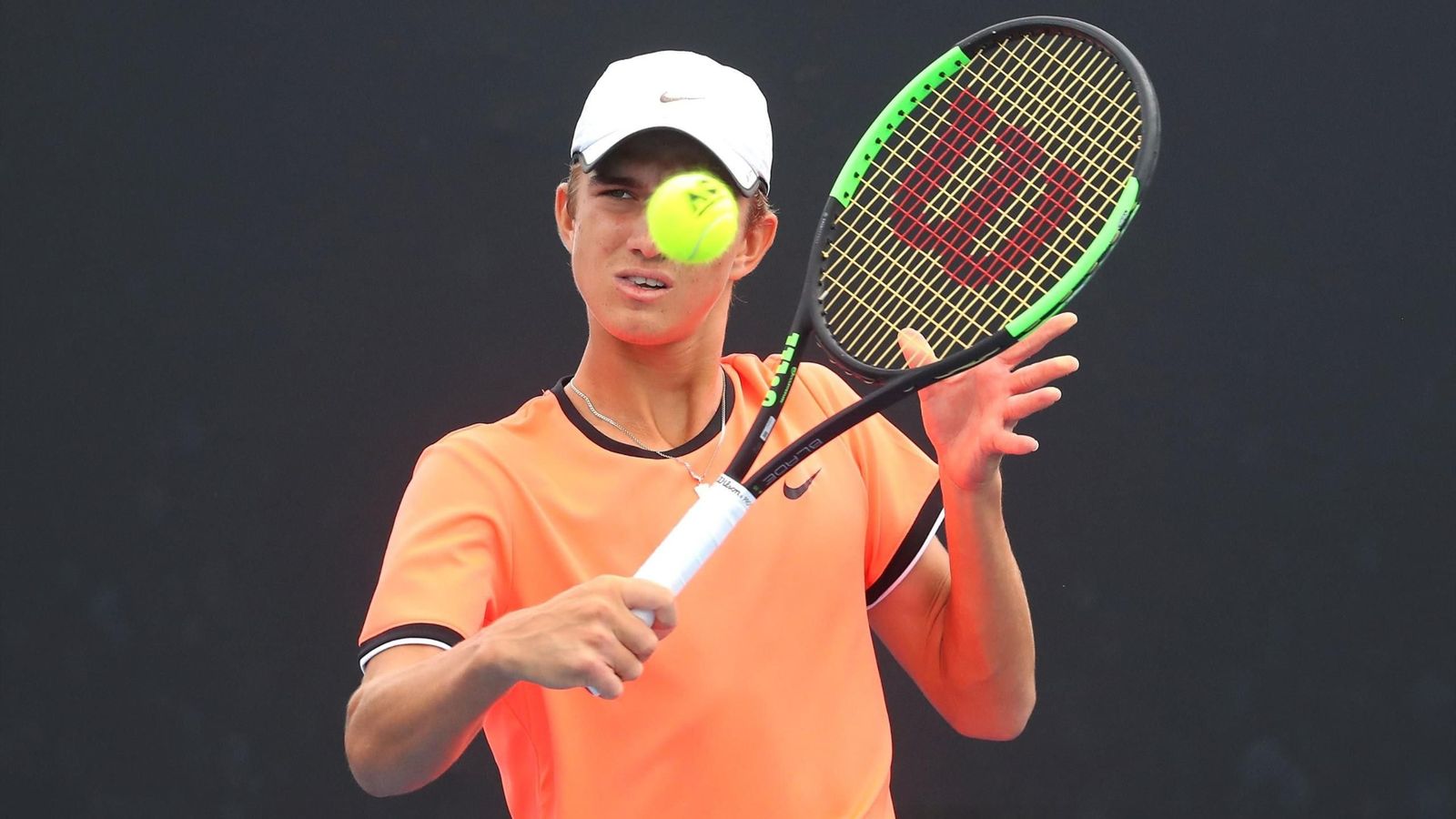 Tomas Machac Frederico Ferreira Silva Roland Garros Qualifying 5th Day Eurosport