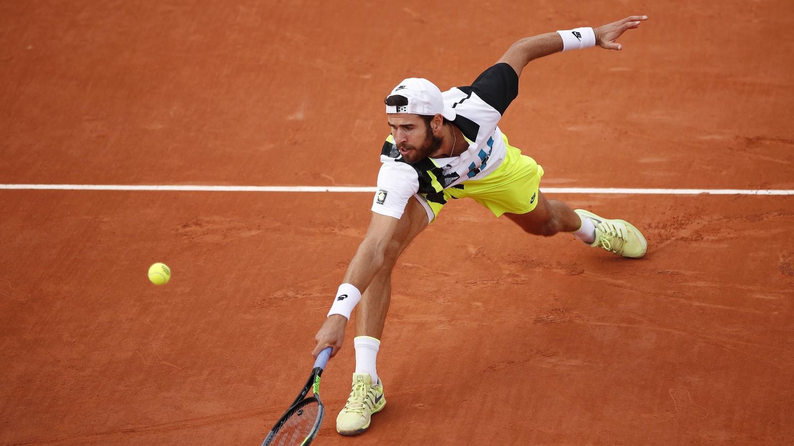 Cristian Garin Karen Khachanov Roland Garros Men S Singles Round 3 Eurosport