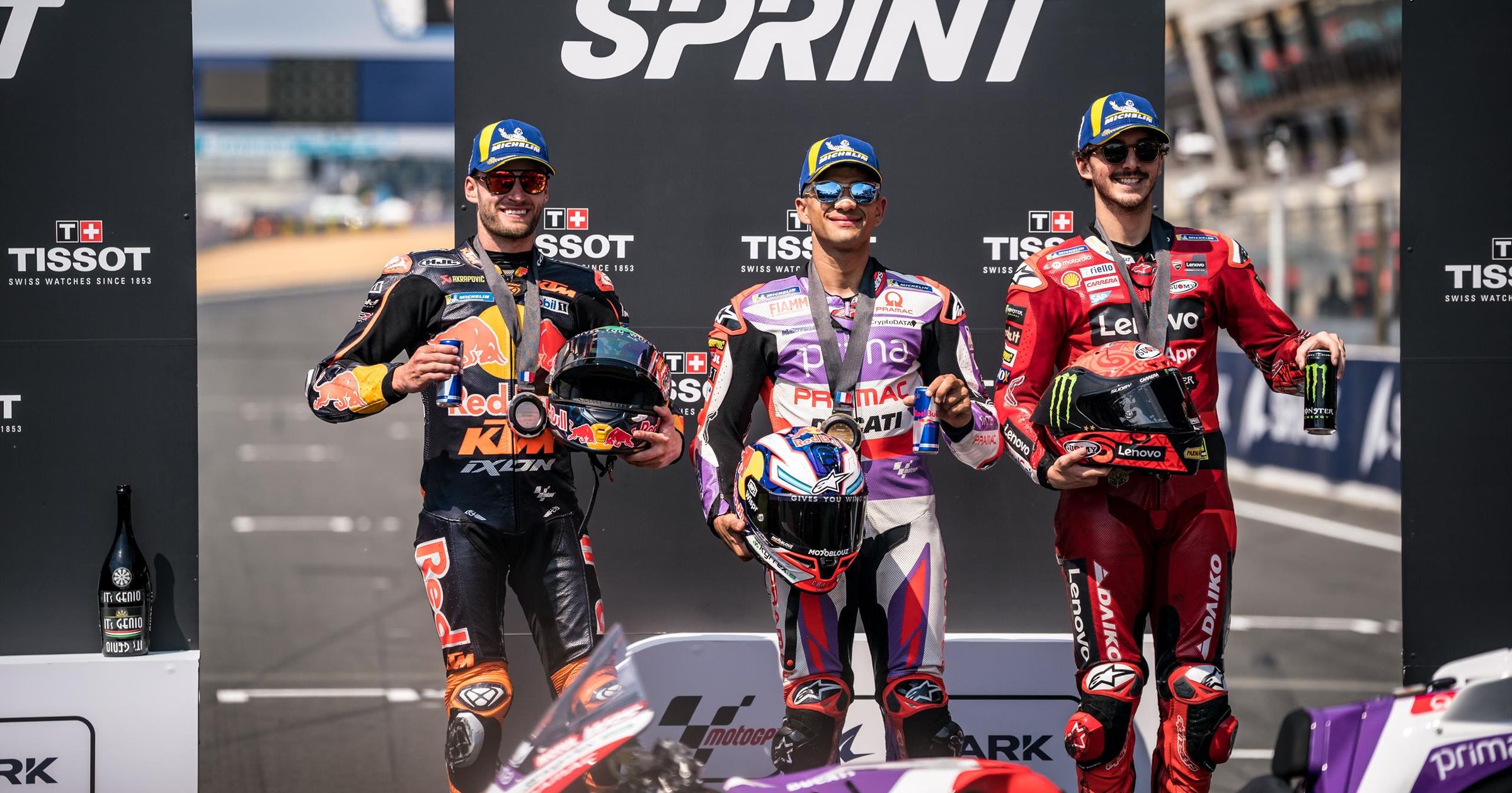 Jorge Martin stravince la Sprint Race di Le Mans. Bagnaia 3° dietro a ...