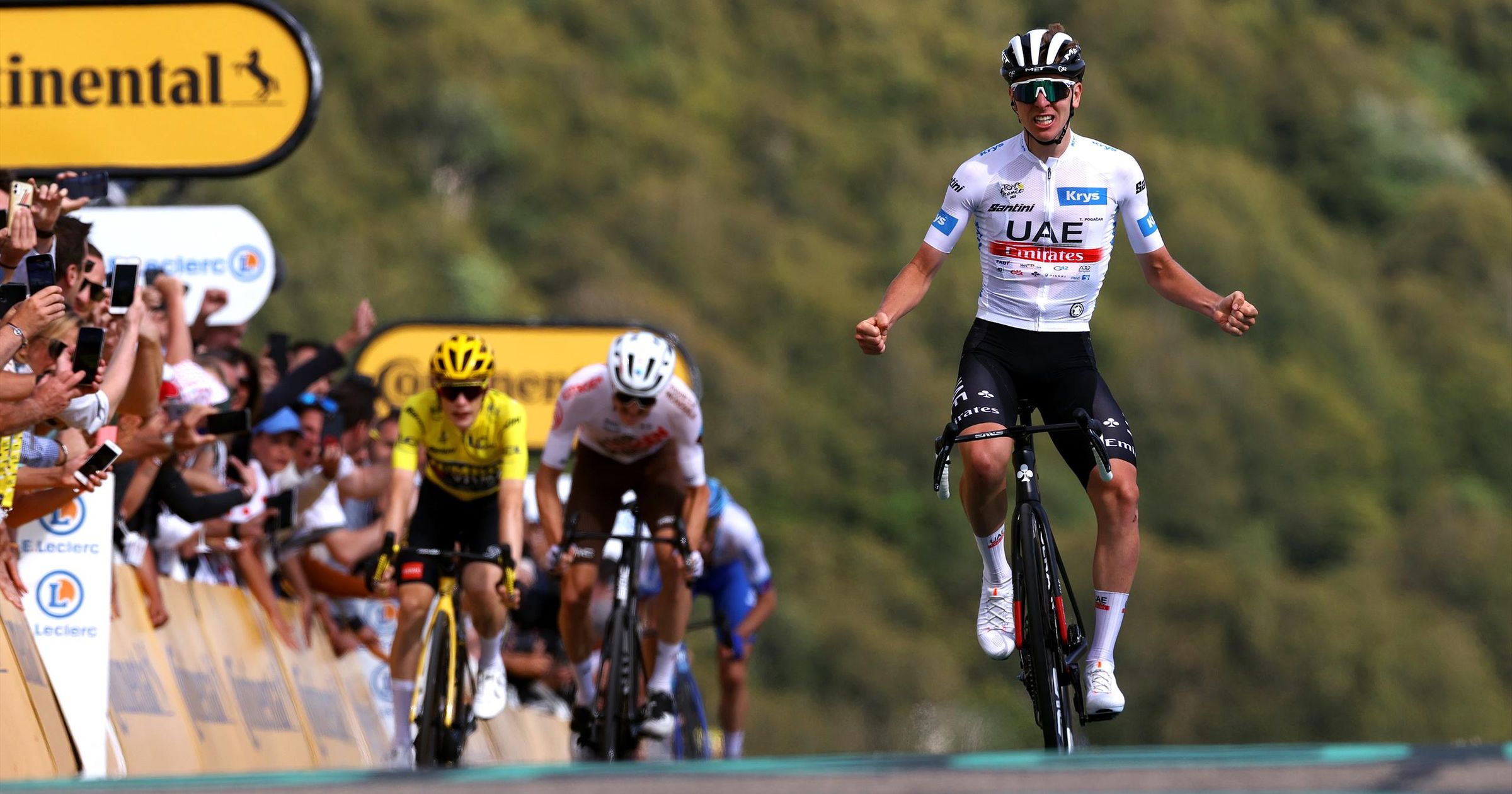Tour de France | Tadej Pogacar beloont werk UAE in Vogezen-rit, Jonas ...