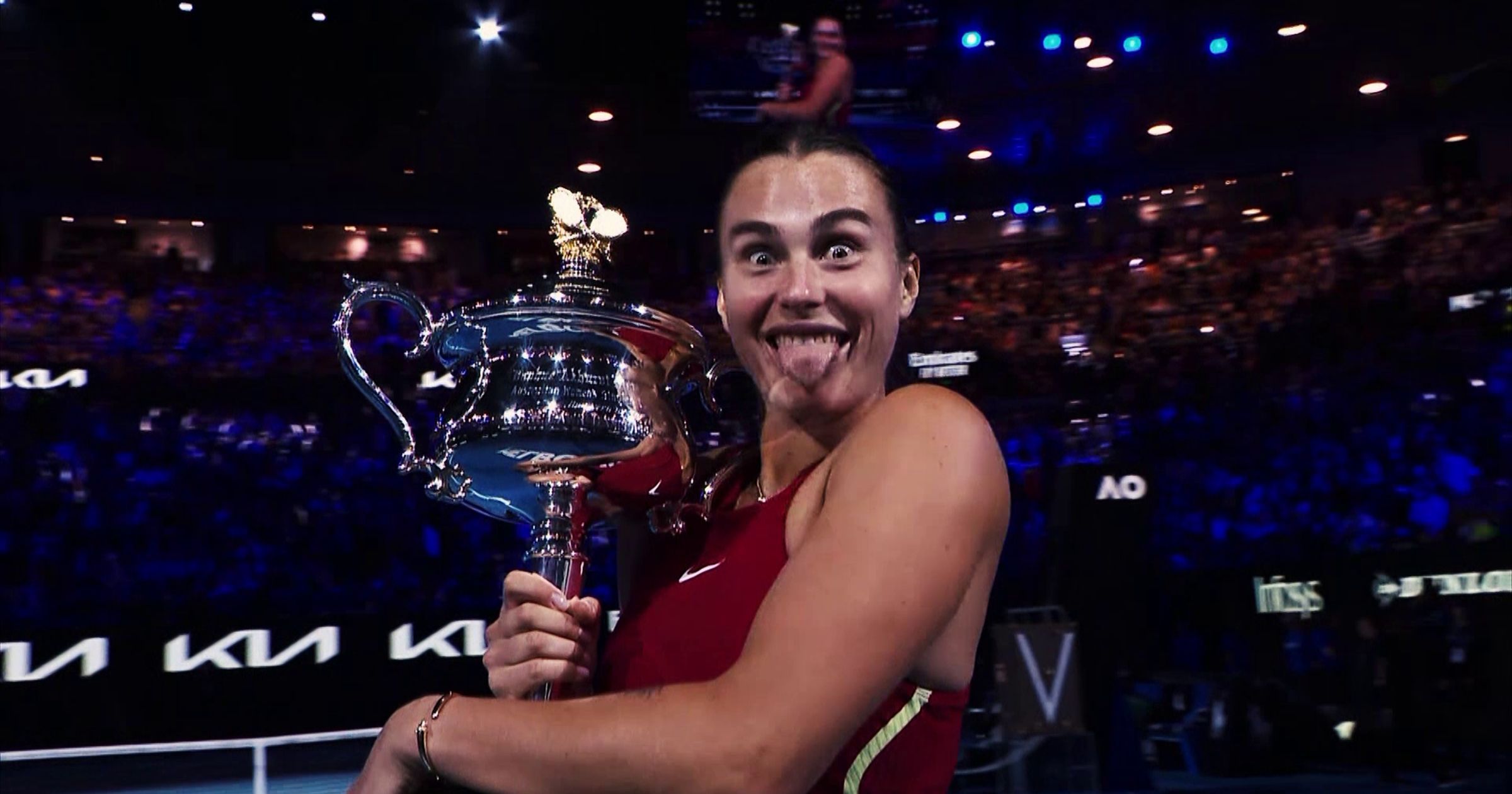 Australian Open: Top funniest moments - dancing, insects, racket ...