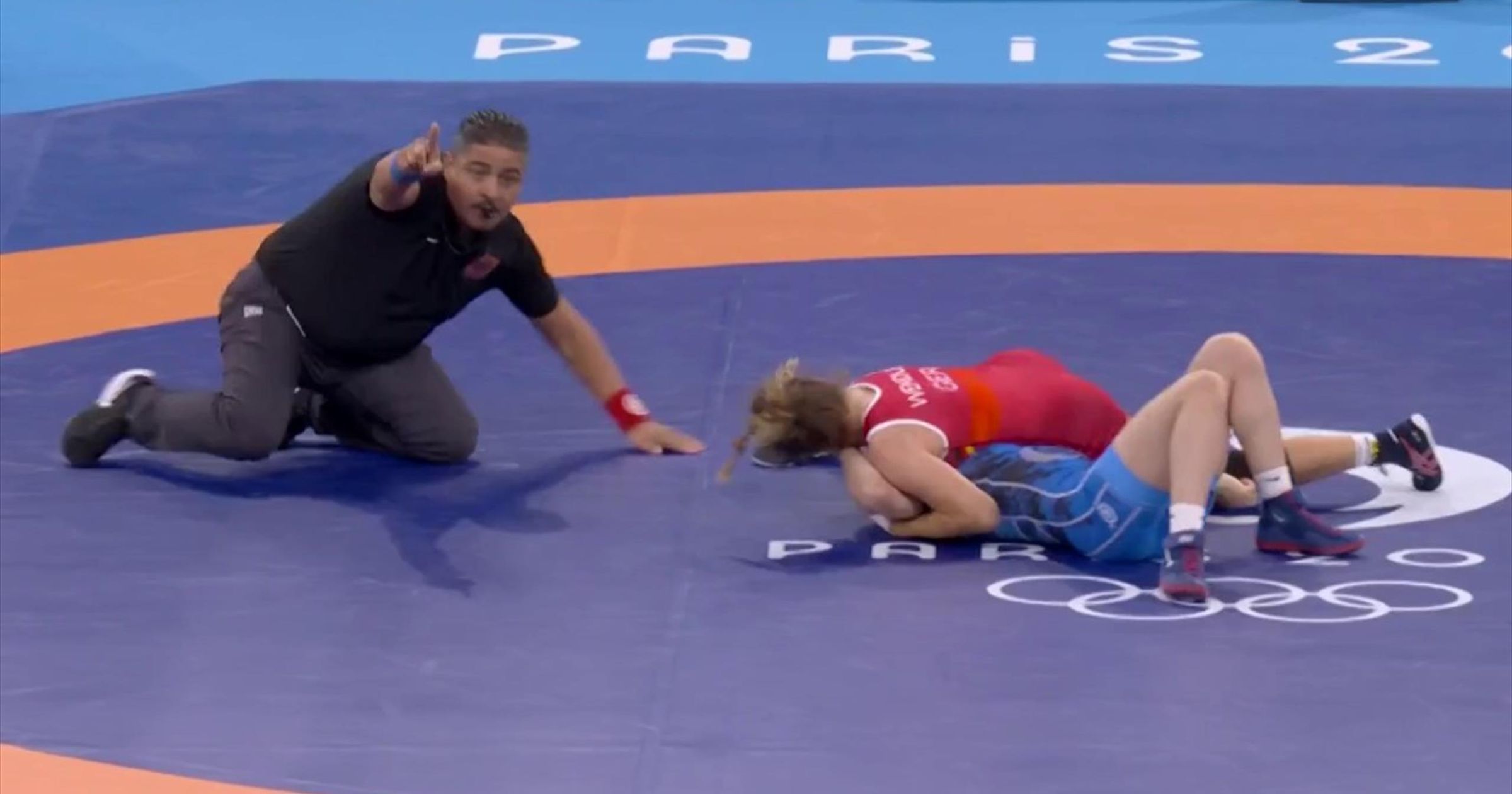 Olympia 2024 in Paris - Annika Wendle besiegt Zeynep Yetgil mit einem ...