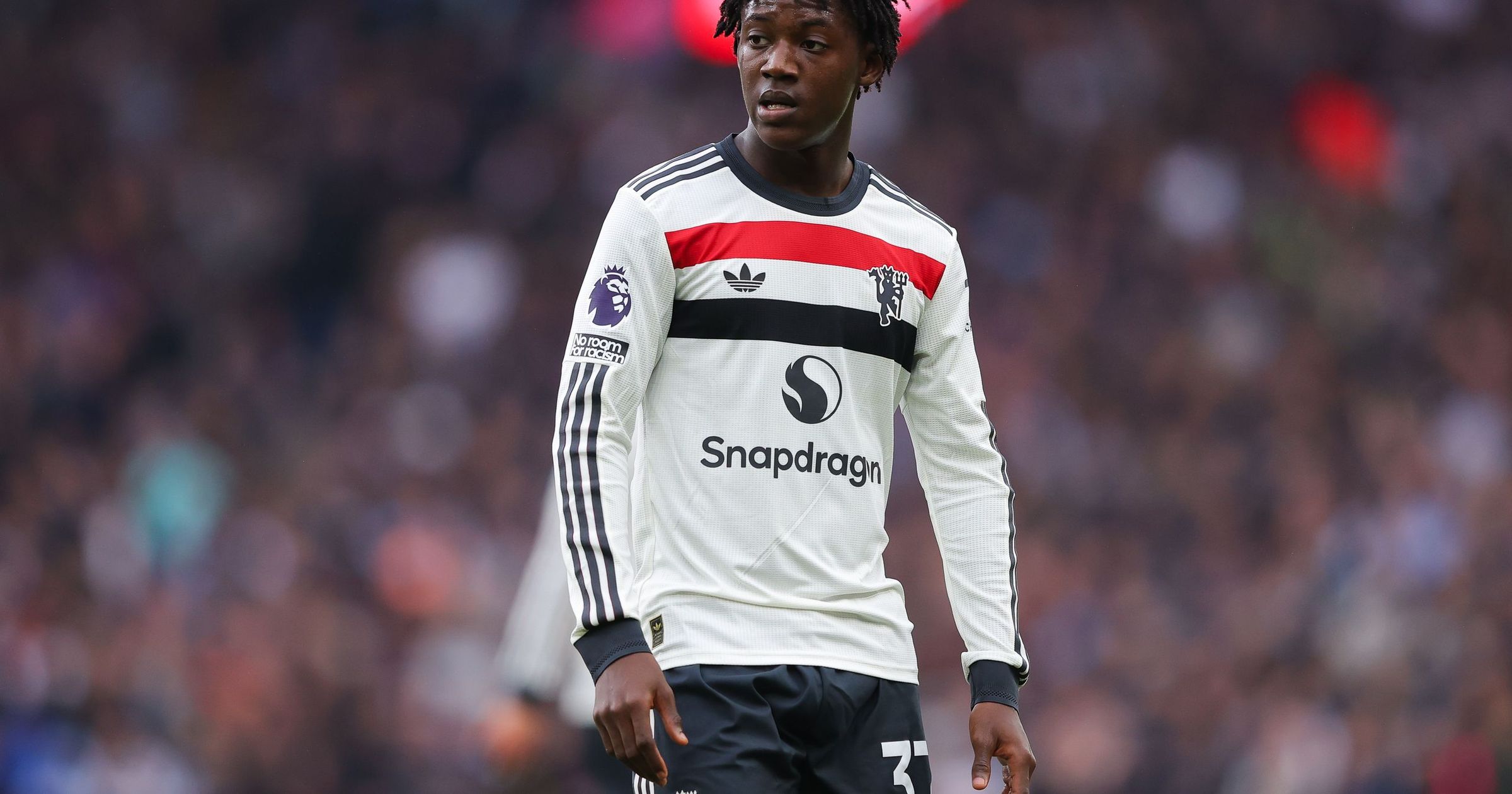 Kobbie Mainoo England midfielder out 'for a few weeks' ahead of