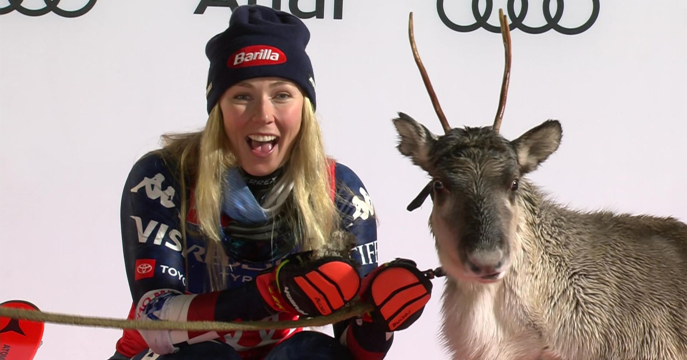 Mikaela Shiffrin gifted reindeer after latest Slalom victory in Levi Alpine Skiing video