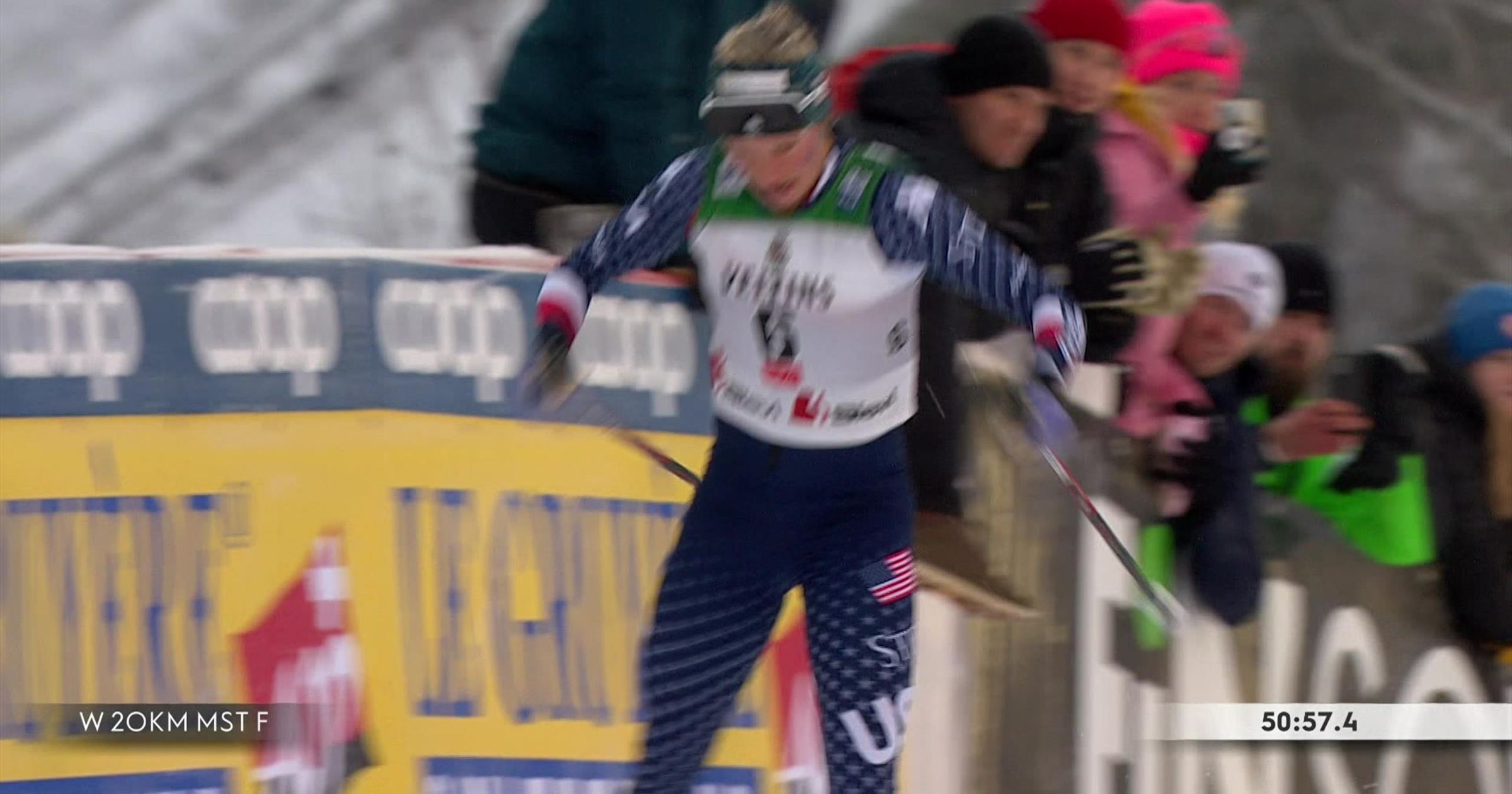 Óriási sprint után a címvédő nyert a nőknél, Johaug nem bírta a végét