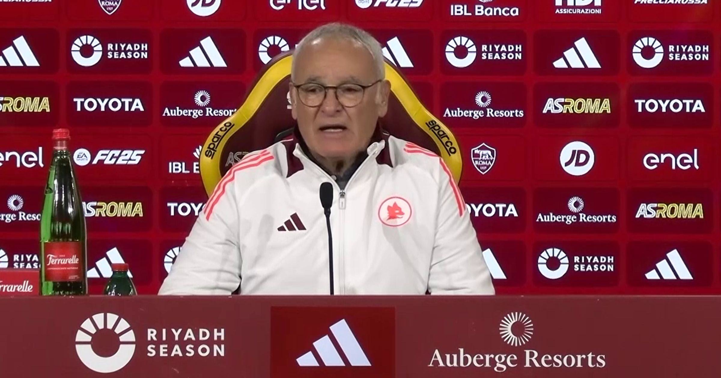 Ranieri: "Frattesi? Inutile dare polvere negli occhi dei nostri tifosi" - Calcio video - Eurosport