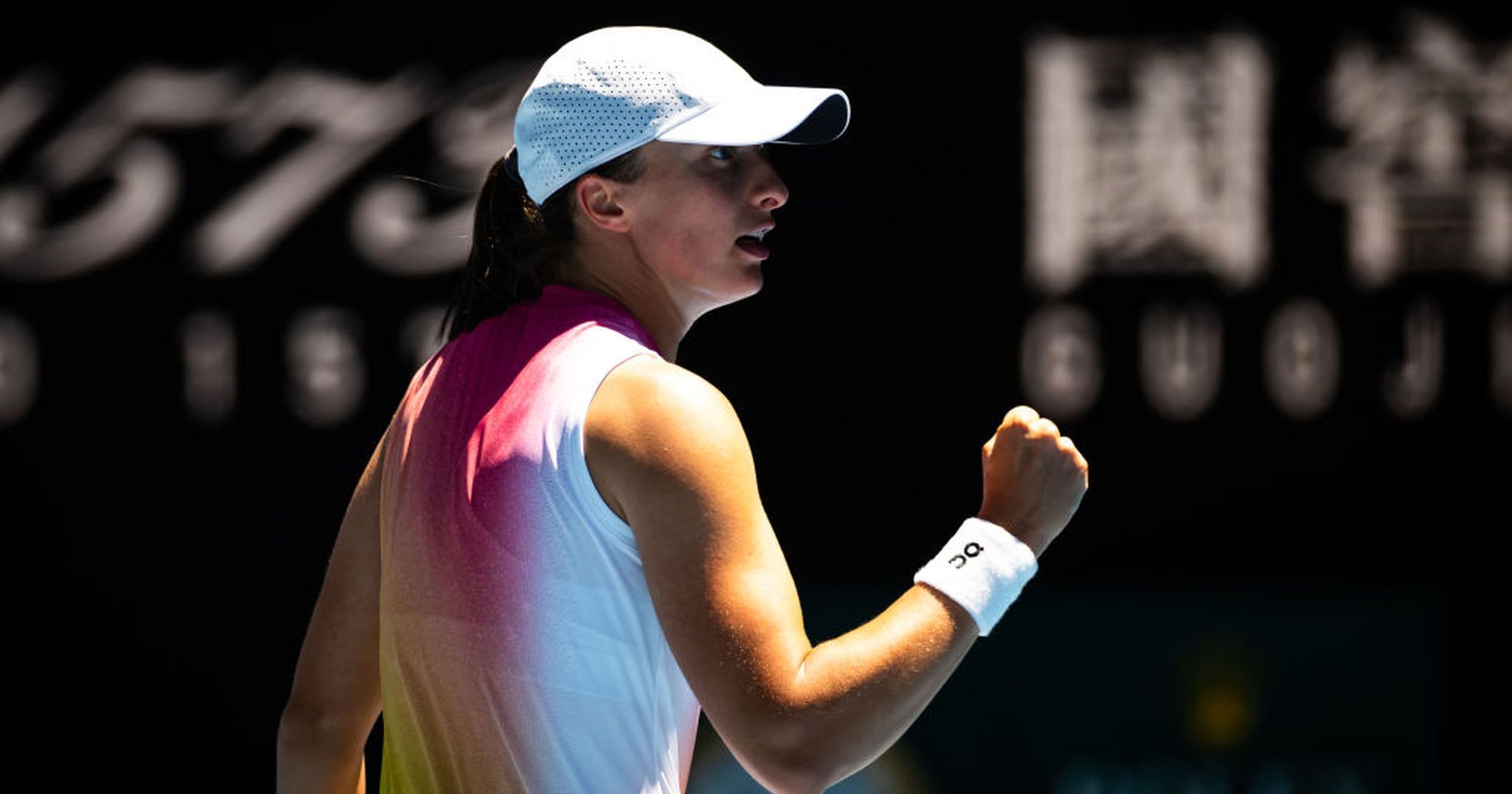 Open d'Australie 2025 - Swiatek (toujours) expéditive, Svitolina à réaction, Navarro gagne un nouveau marathon  - Eurosport