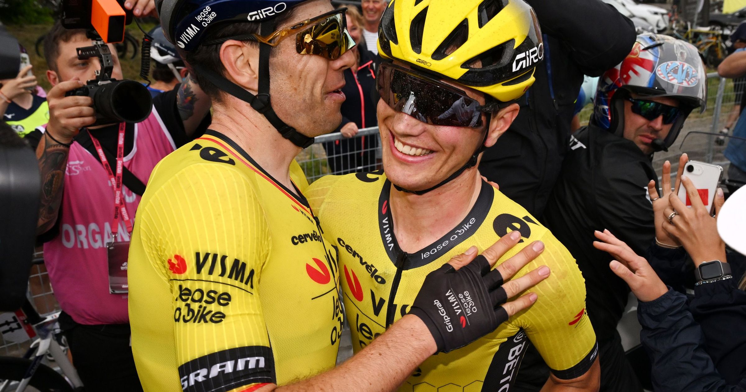 Van Aert komoly felvezetése döntötte el a Giro 12. szakaszának végét - Összefoglaló
