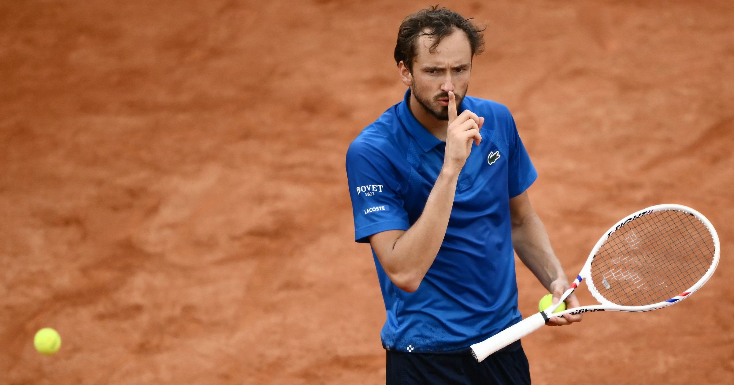 Retteghet Alcaraz és Sinner, Medvedev élete legjobb salakpályás formájában várja a Garros rajtját