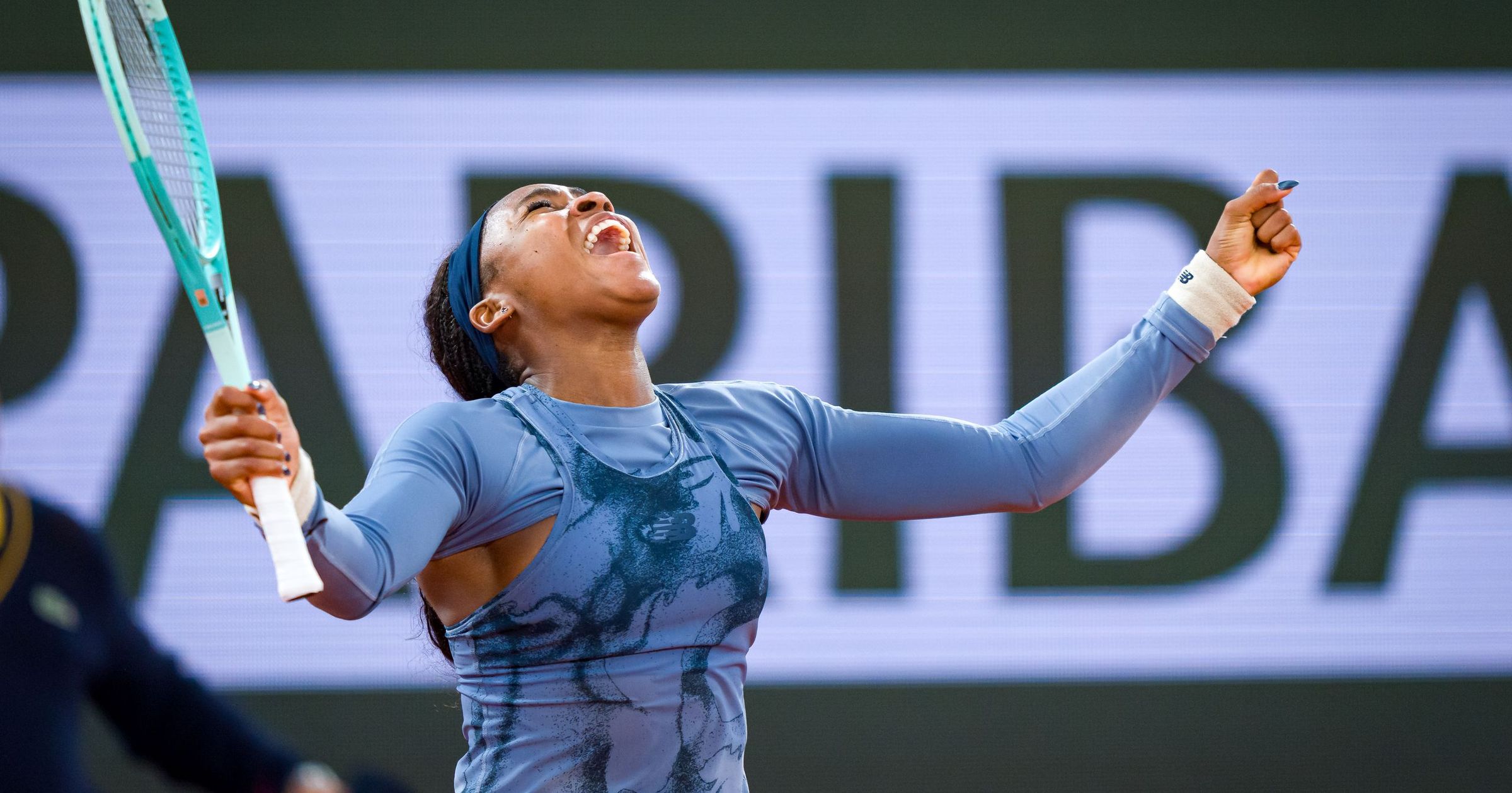 Coco Gauff háromszettes meccsen, honfitársát búcsúztatva jutott elődöntőbe a Roland Garroson