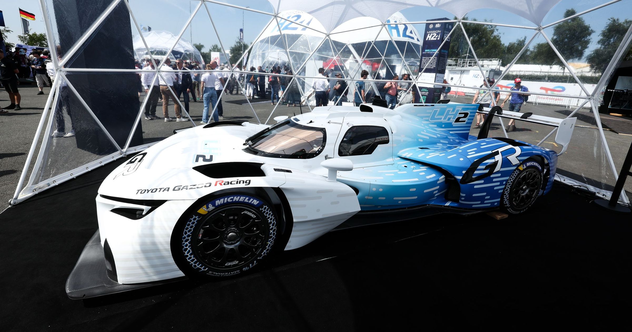 Újabb hidrogénautót mutatott be a Toyota Le Mans-ban