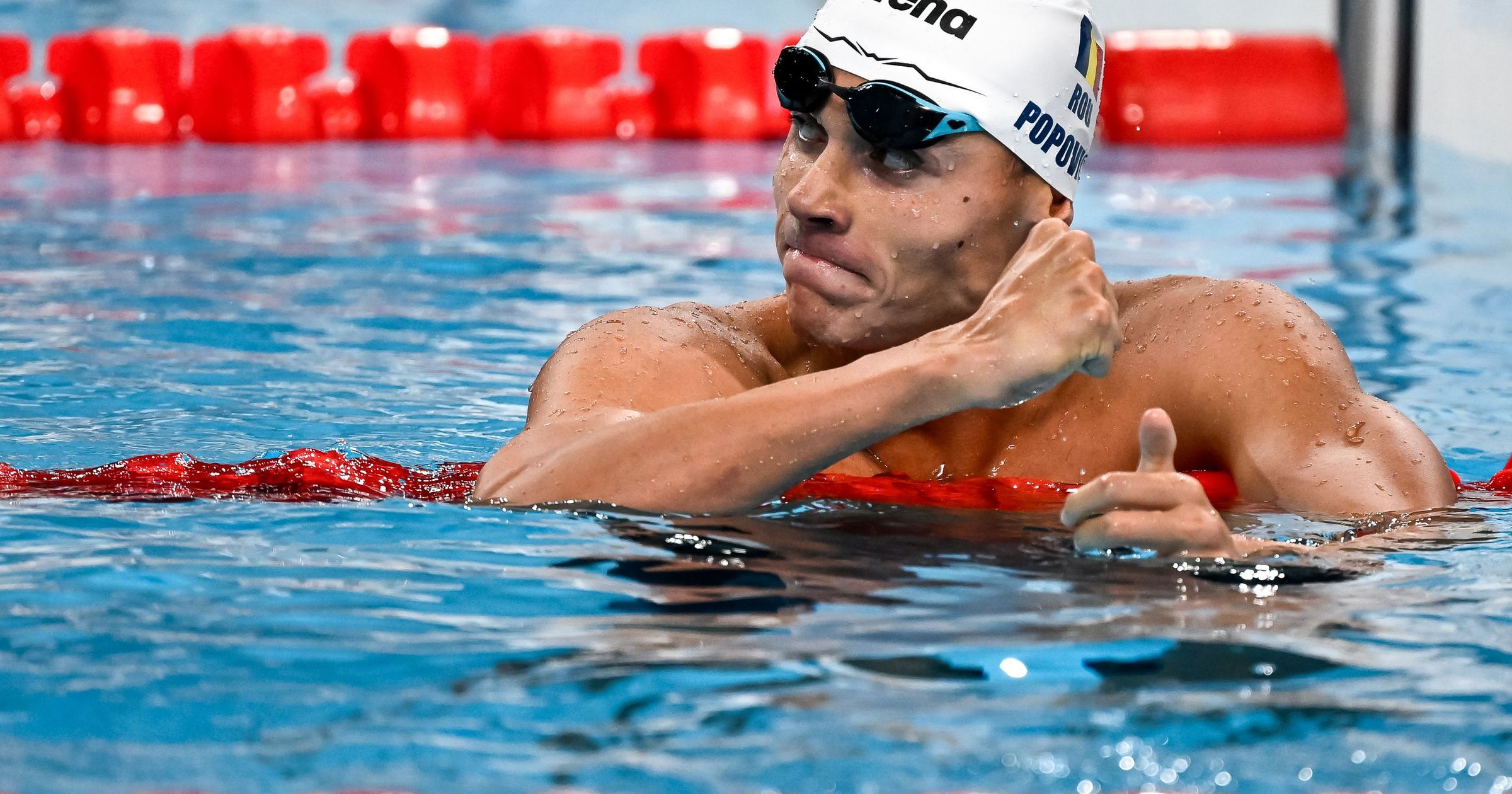 David Popovici, aur la 200 m liber, la Campionatele Mondiale de înot de ...