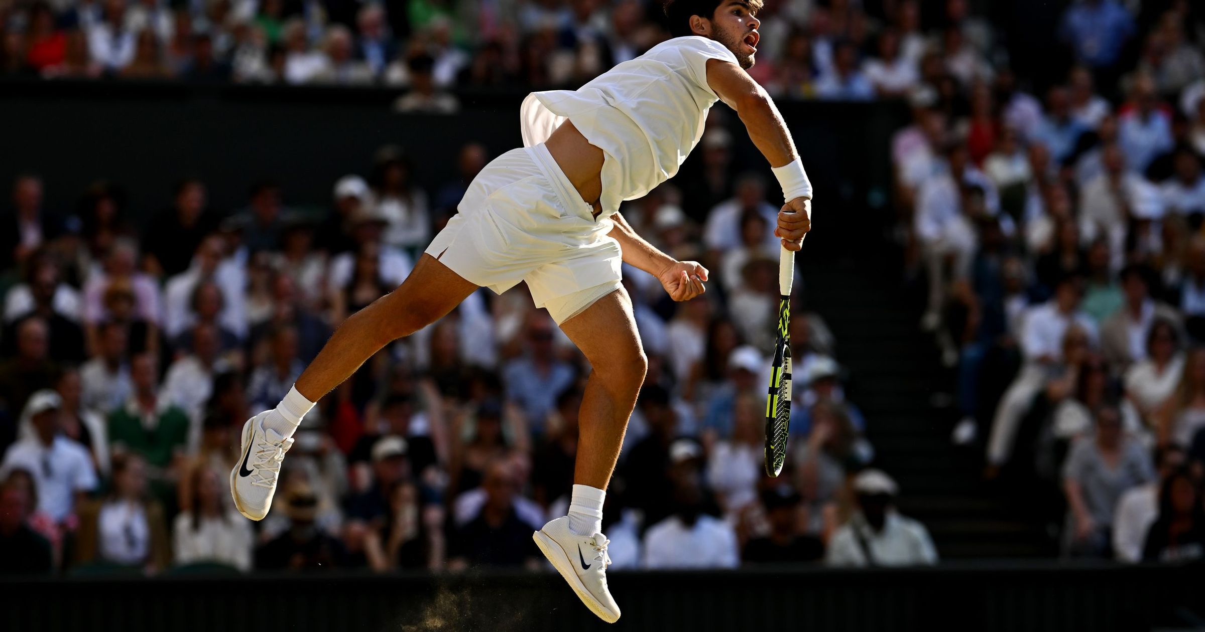 Wimbledon 2025 - Un service retravaillé et une première balle létale, la nouvelle recette gagnante de Carlos Alcaraz  - Eurosport