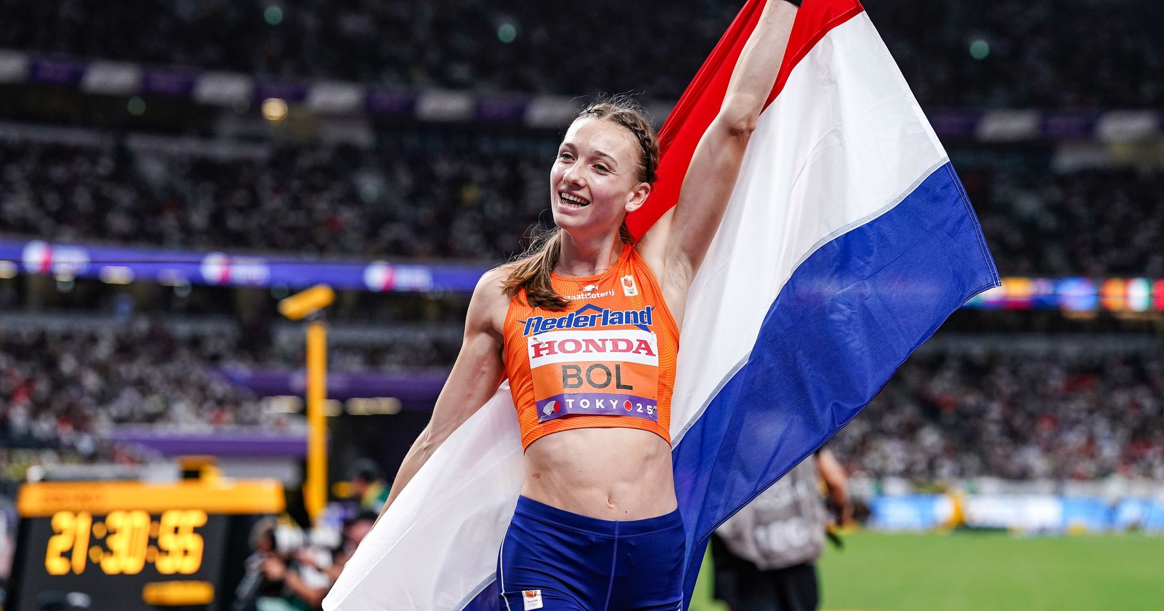 femke-bol-loopt-meteen-nederlands-record-bij-debuut-op-800-meter