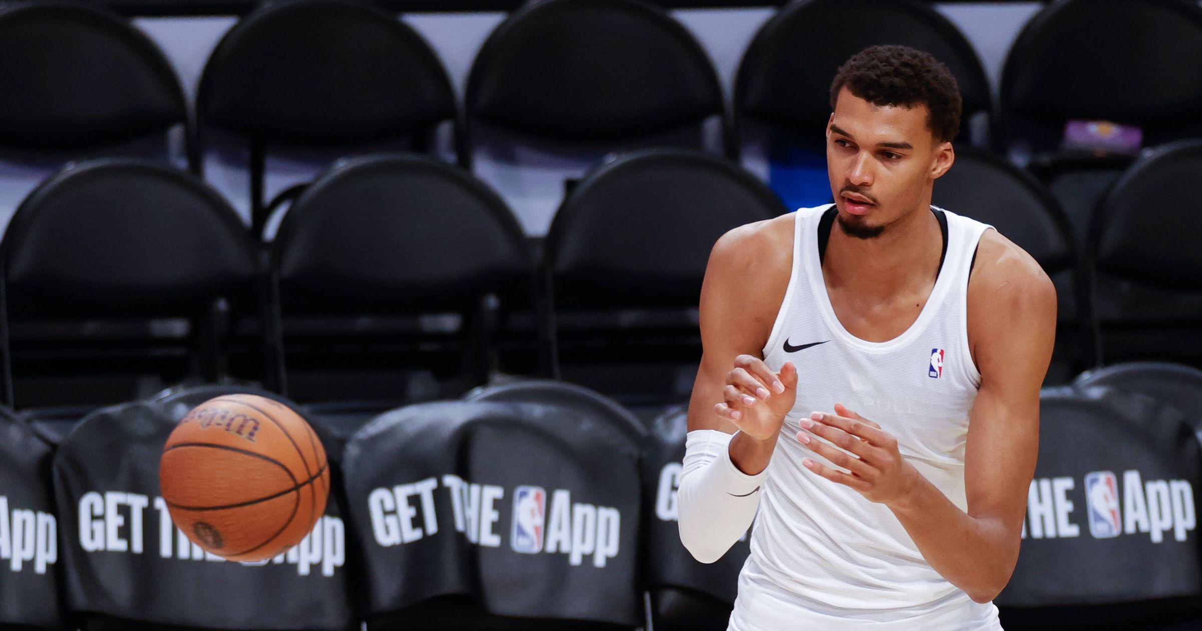 Wembanyama muselé, Doncic inspiré 