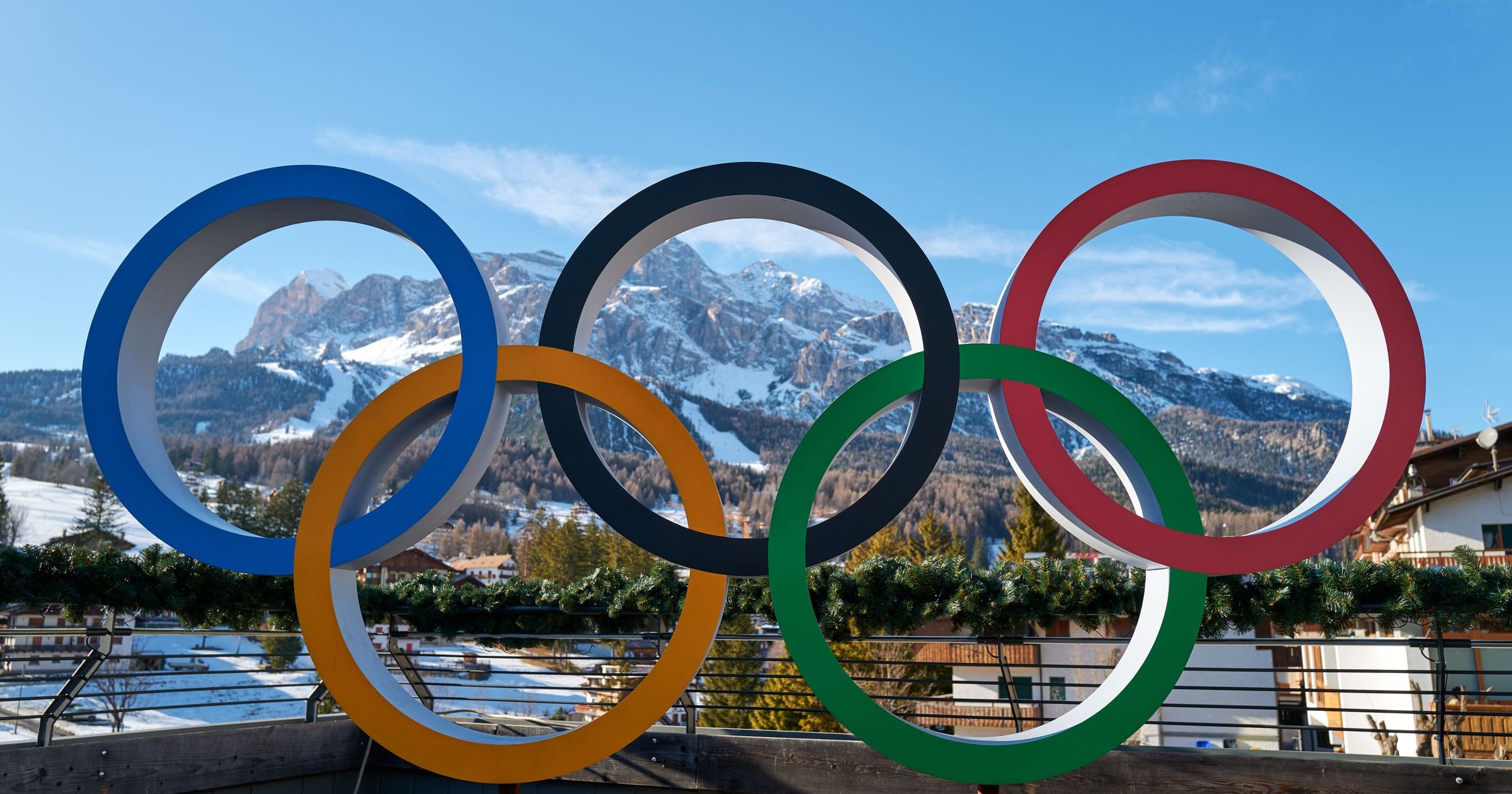 Megérkezett Cortinába a jövő pénteken kezdődő téli olimpia fáklyája, éppen az 1956-os játékok hetvenedik évfordulóján Kép