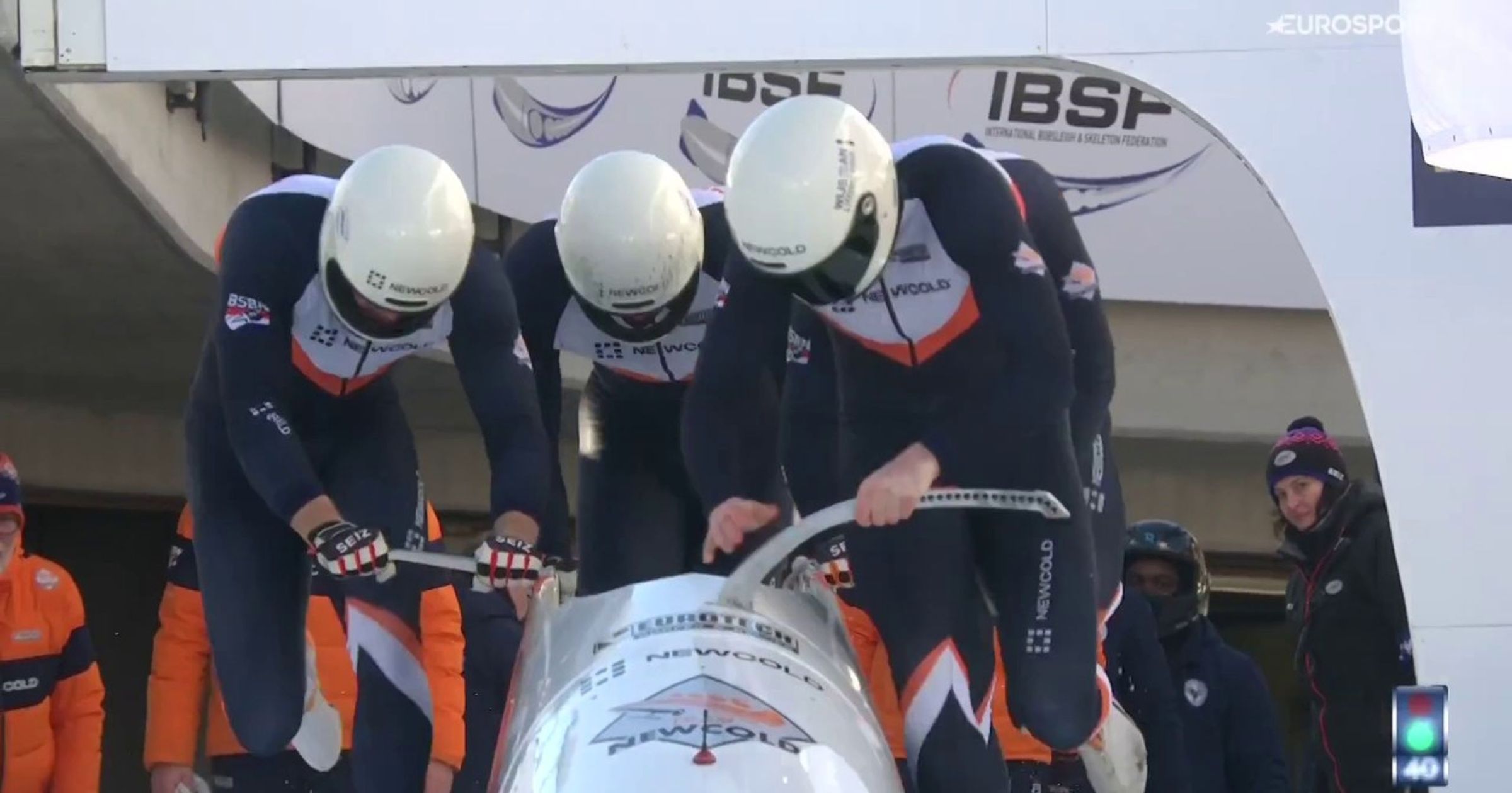 Meer Nederlands succes in de bobslee - Viermansbob na goede run in ...