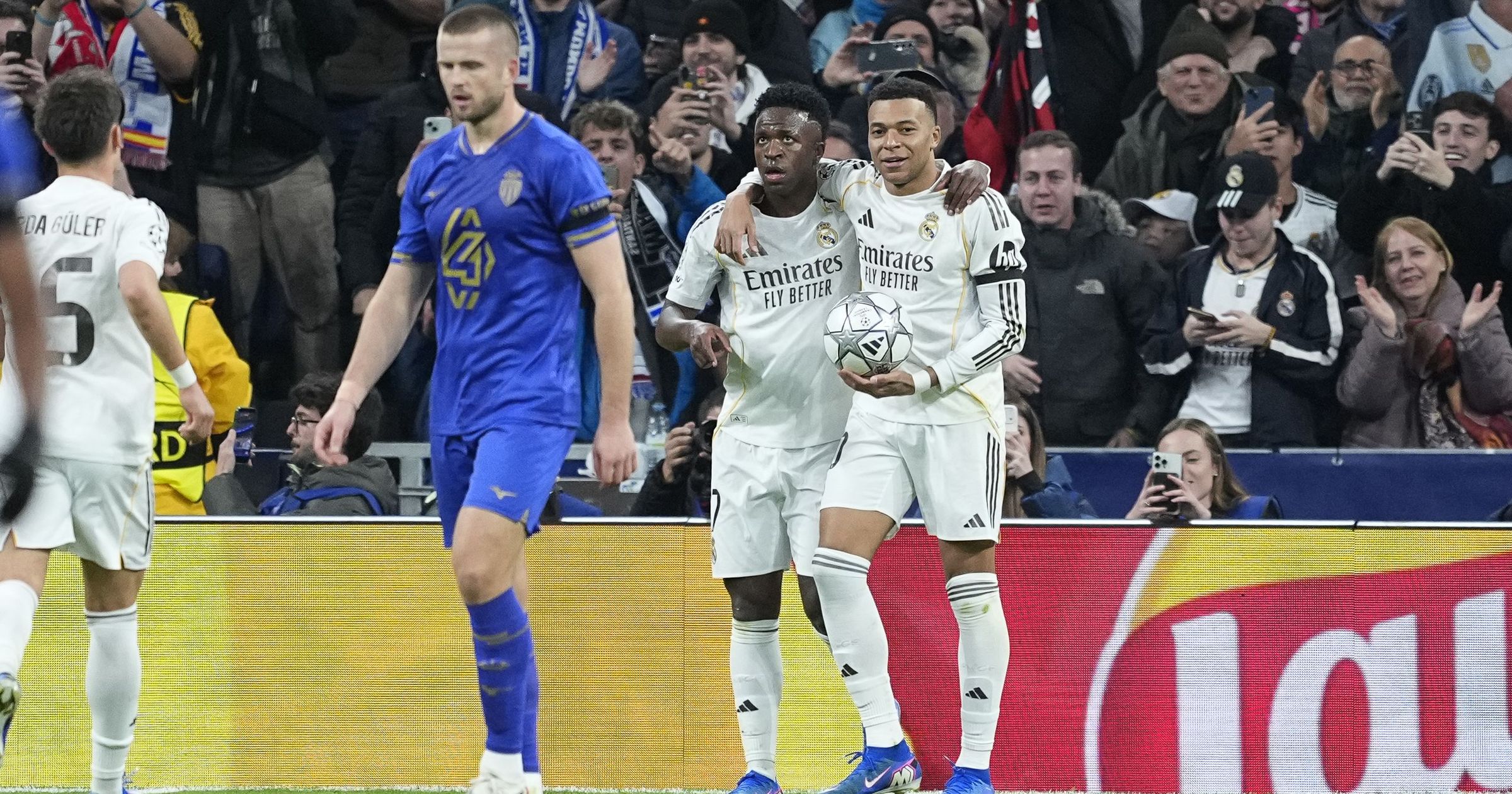 Et maintenant une claque historique