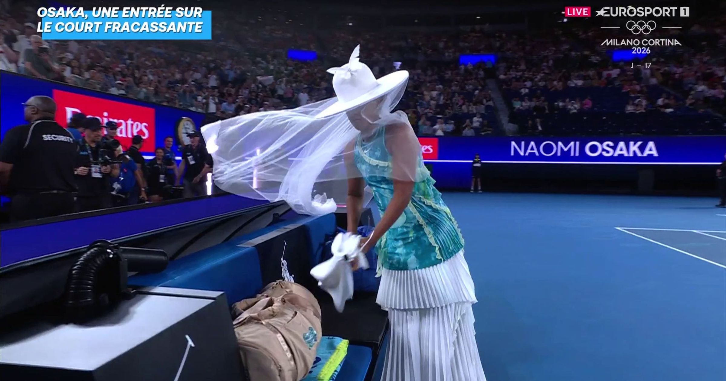 "Grotesque" ou "classe", que penser de l'entrée d'Osaka sur le central de Melbourne ?