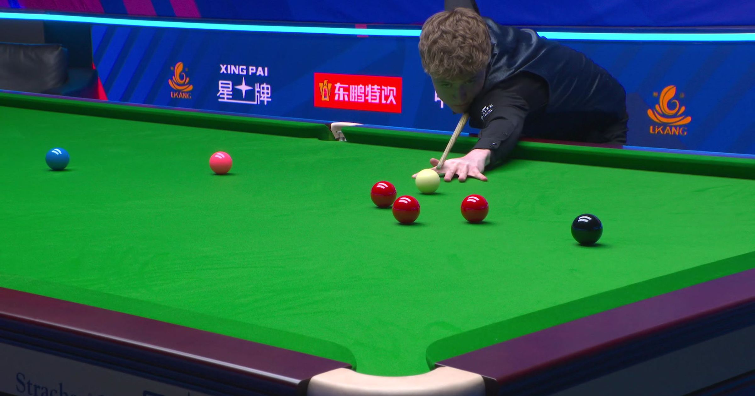 Snooker - World Open: Stan Moody wirft Titelverteidiger John Higgins ...