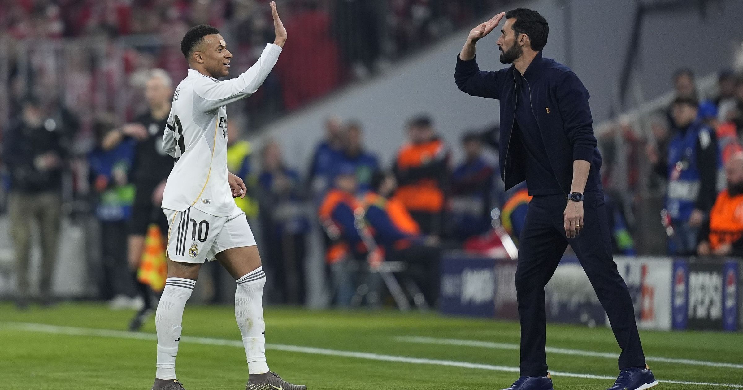 "Il a été à la hauteur" : Arbeloa prend la défense de Mbappé