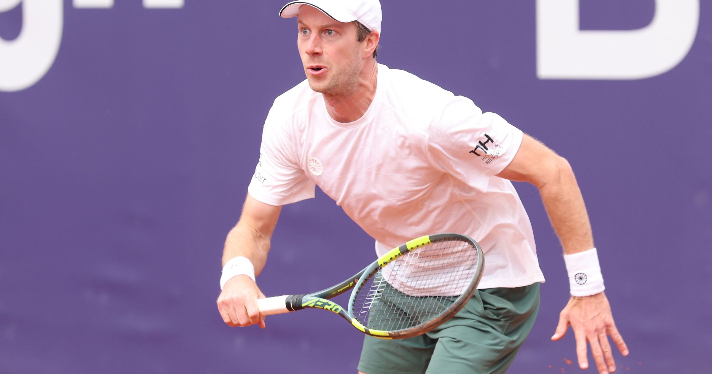 Botic Van de Zandschulp wint ware thriller in Rome en gaat naar de ...
