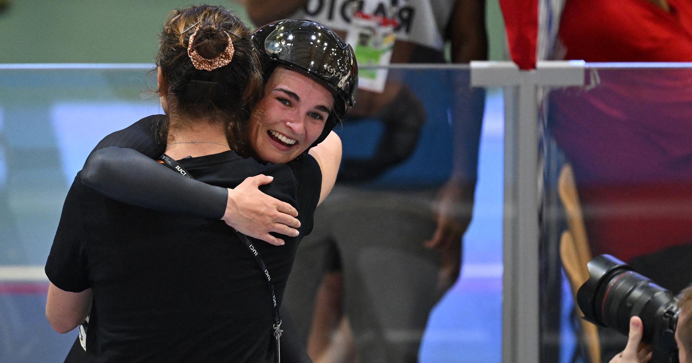 Ally Wollaston beats Lotte Kopecky with ‘clever riding’ in Elimination